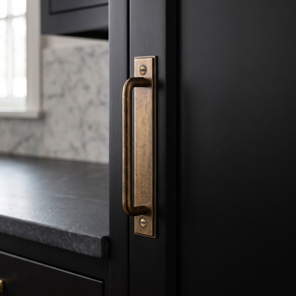 Goo-Ki 2 Pack Zinc Alloy U-Shaped Cabinet Handles, Vintage Drawer Pulls with Backplate for Kitchen & Bathroom Cabinetry