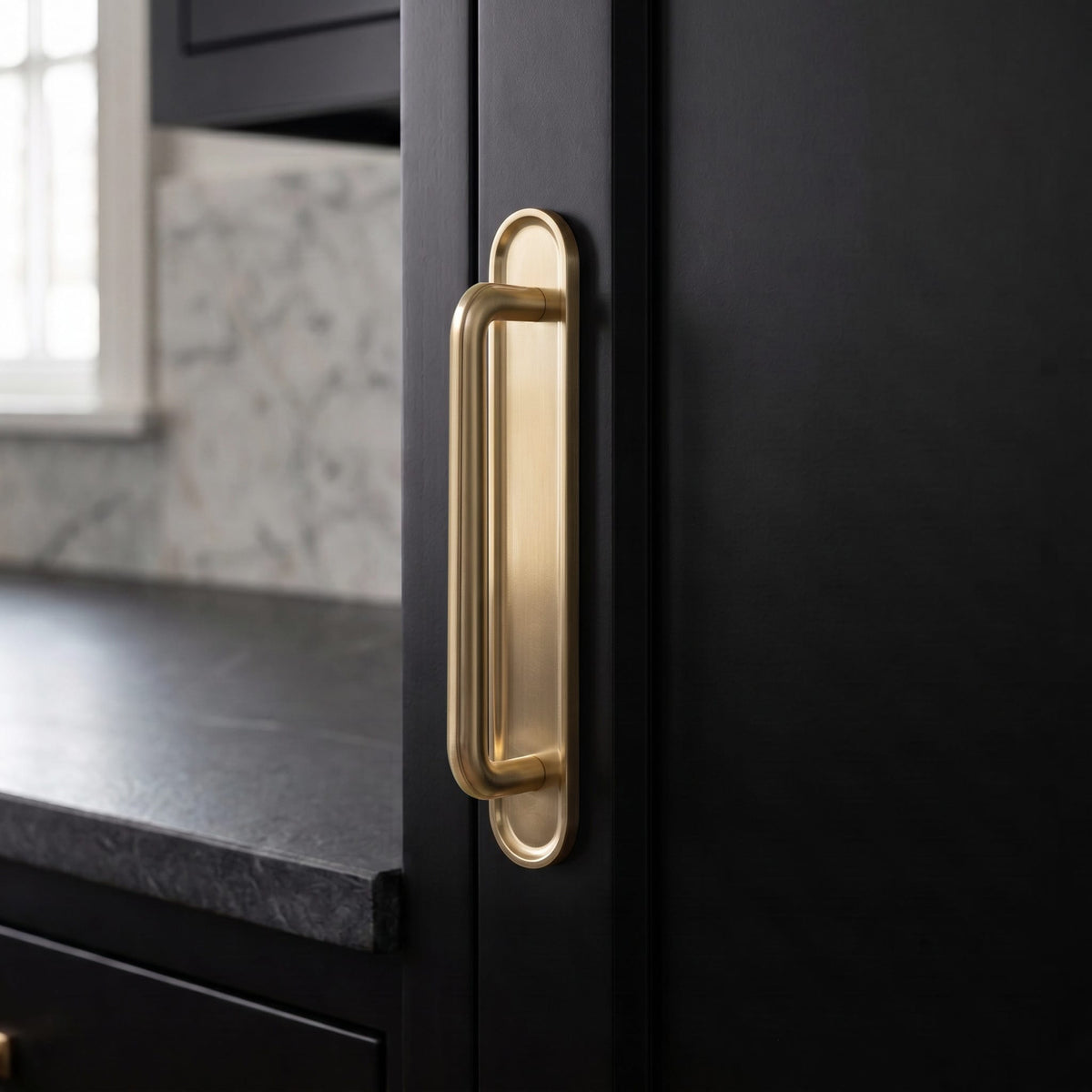 Goo-Ki 2 Pack Zinc Alloy U-Shaped Cabinet Handles, Vintage Drawer Pulls with Backplate for Kitchen & Bathroom Cabinetry
