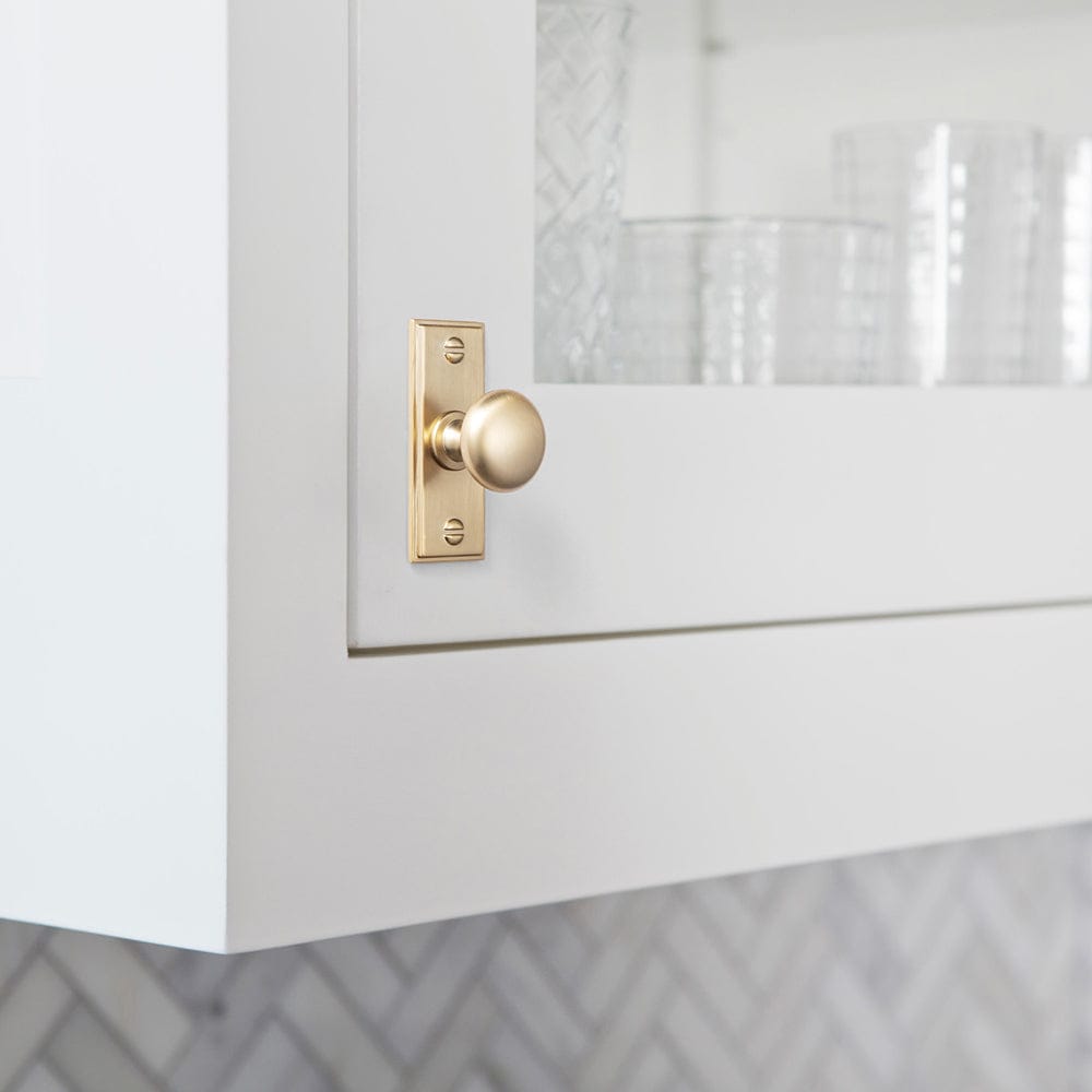 Goo-Ki 6 Pack Antique Brass Zinc Alloy Cabinet Knob with Back Plate Single Hole Center Cabinet Hardware for Bedroom Kitchen