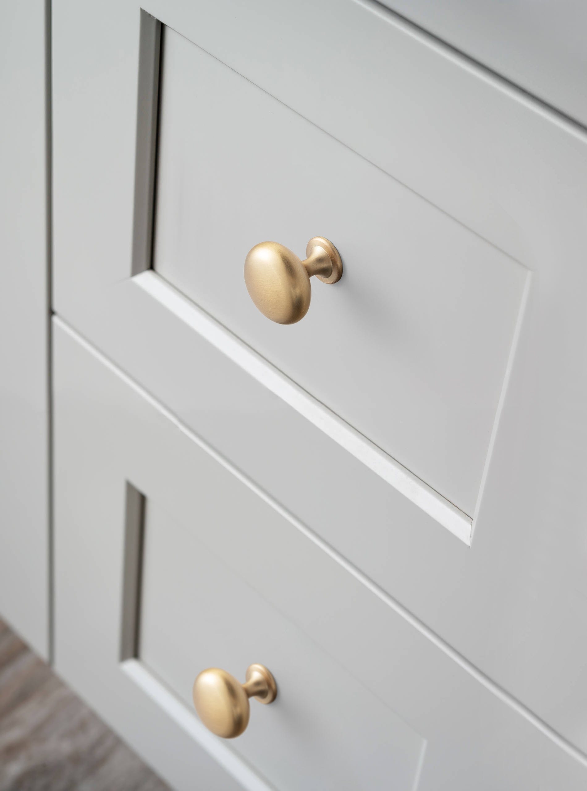 Goo-Ki 6 Pack Antique Brass Zinc Alloy Cabinet Knob with Back Plate Single Hole Center Cabinet Hardware for Bedroom Kitchen