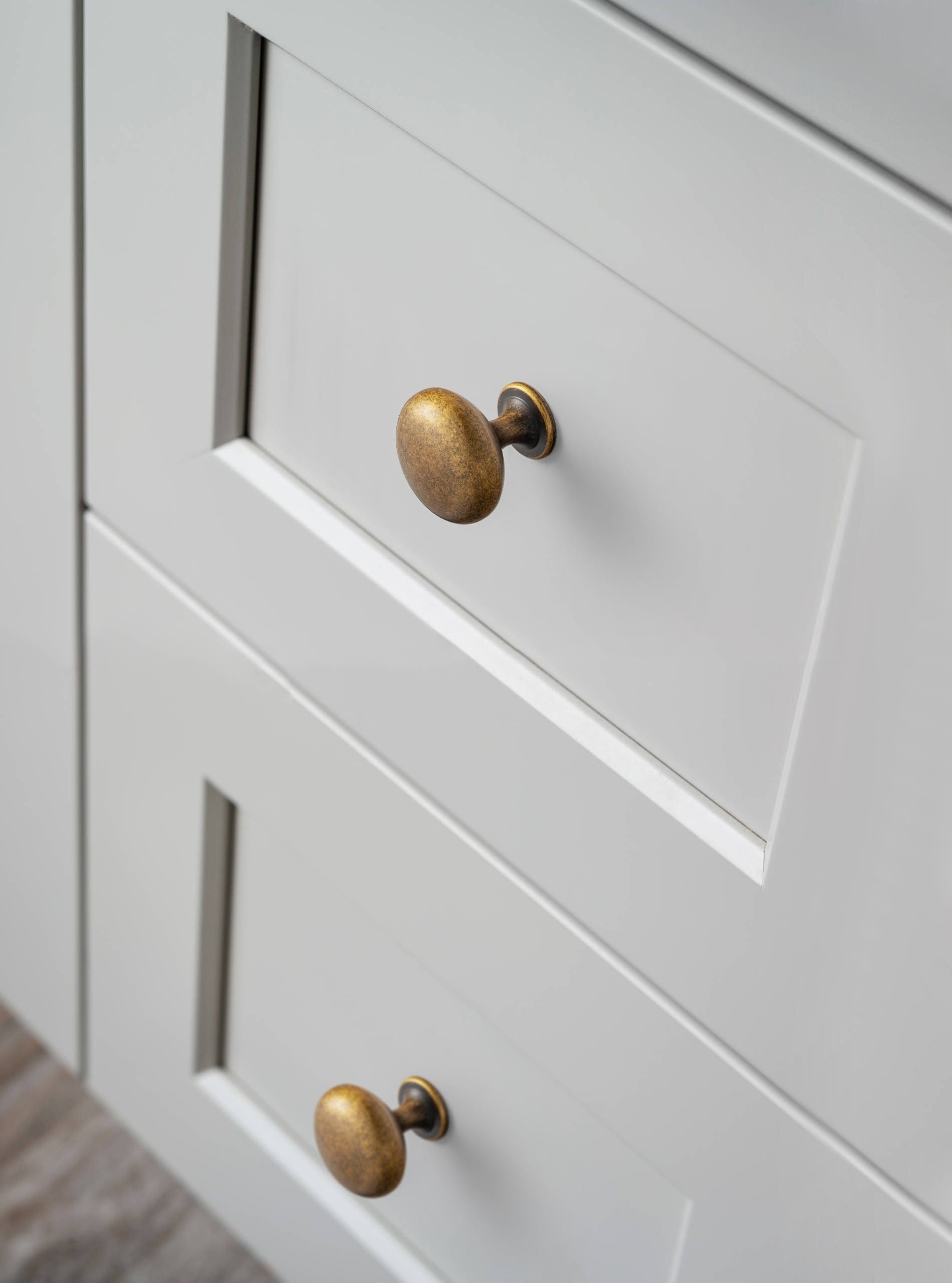 Goo-Ki 6 Pack Antique Brass Zinc Alloy Cabinet Knob with Back Plate Single Hole Center Cabinet Hardware for Bedroom Kitchen