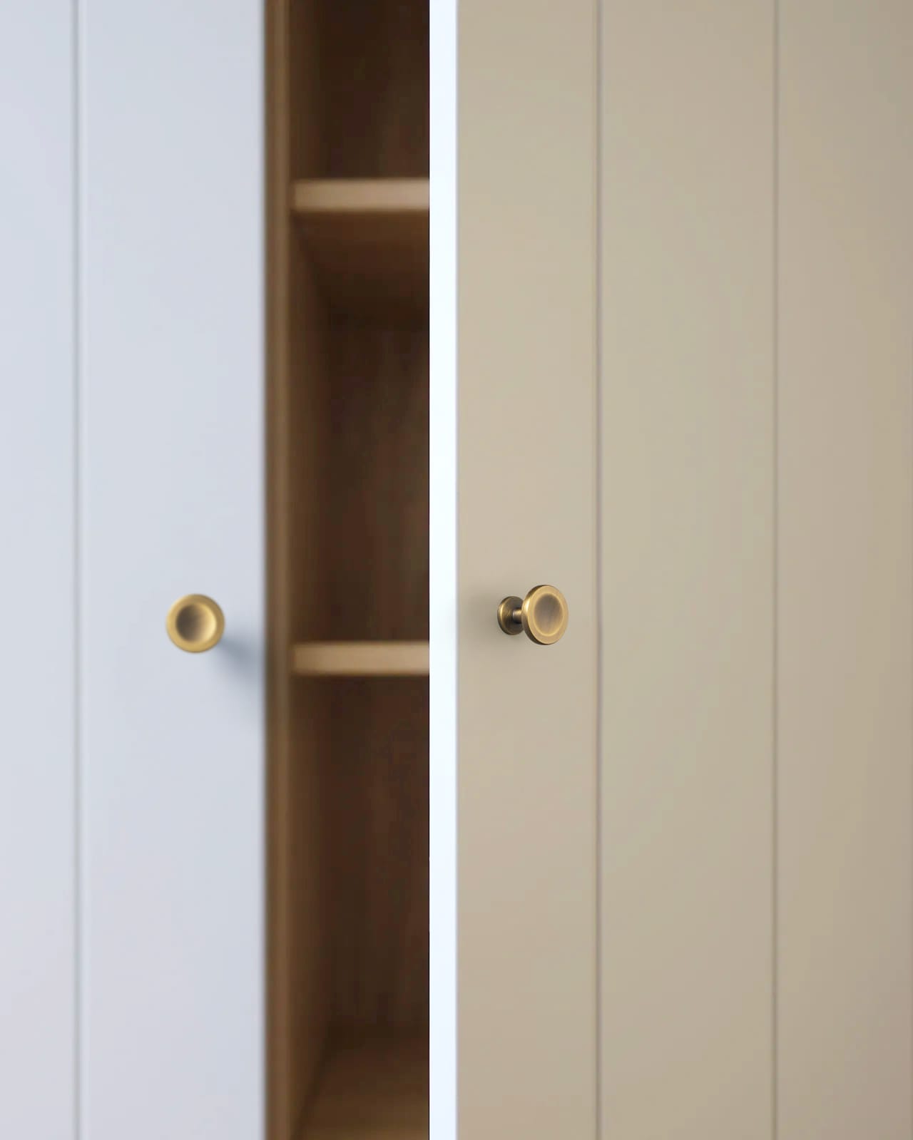 Goo-Ki 6 Pack Assorted Shaped Zinc Alloy Cabinet Hardware - Knobs and Back Plates for Stylish Furniture