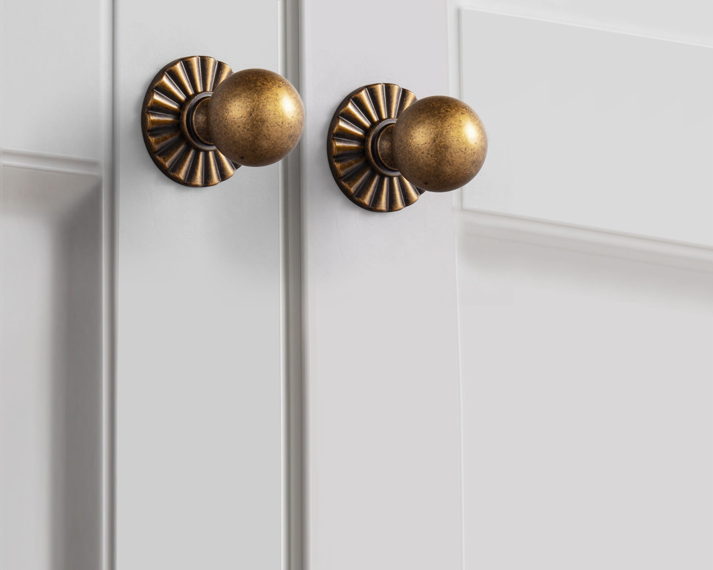 Goo-Ki 6 Pack Stylish Zinc Alloy Cabinet Knobs Classic Round Design Durable Cabinet Handles