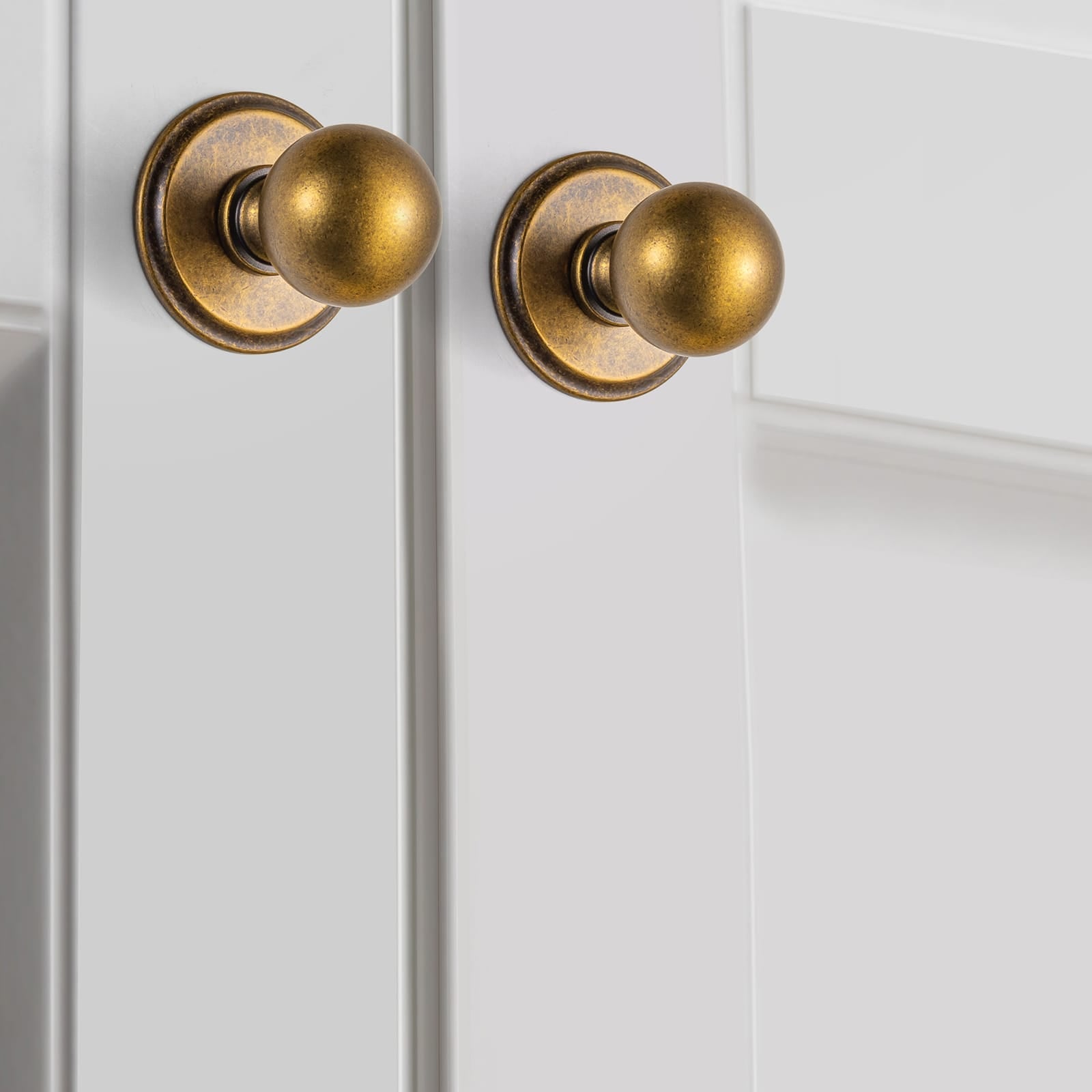 Goo-Ki 6 Pack Stylish Zinc Alloy Cabinet Knobs Classic Round Design Durable Cabinet Handles