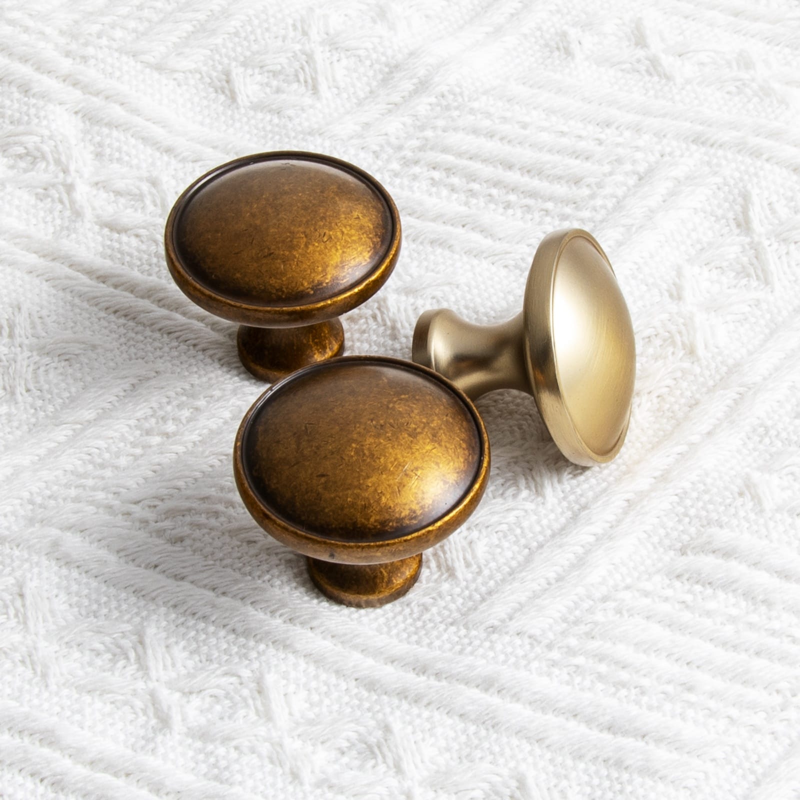 Goo-Ki Antique Brass Cabinet Knobs Zinc Alloy Round Drawer Pulls with Vintage Patina Finish Retro Furniture Hardware