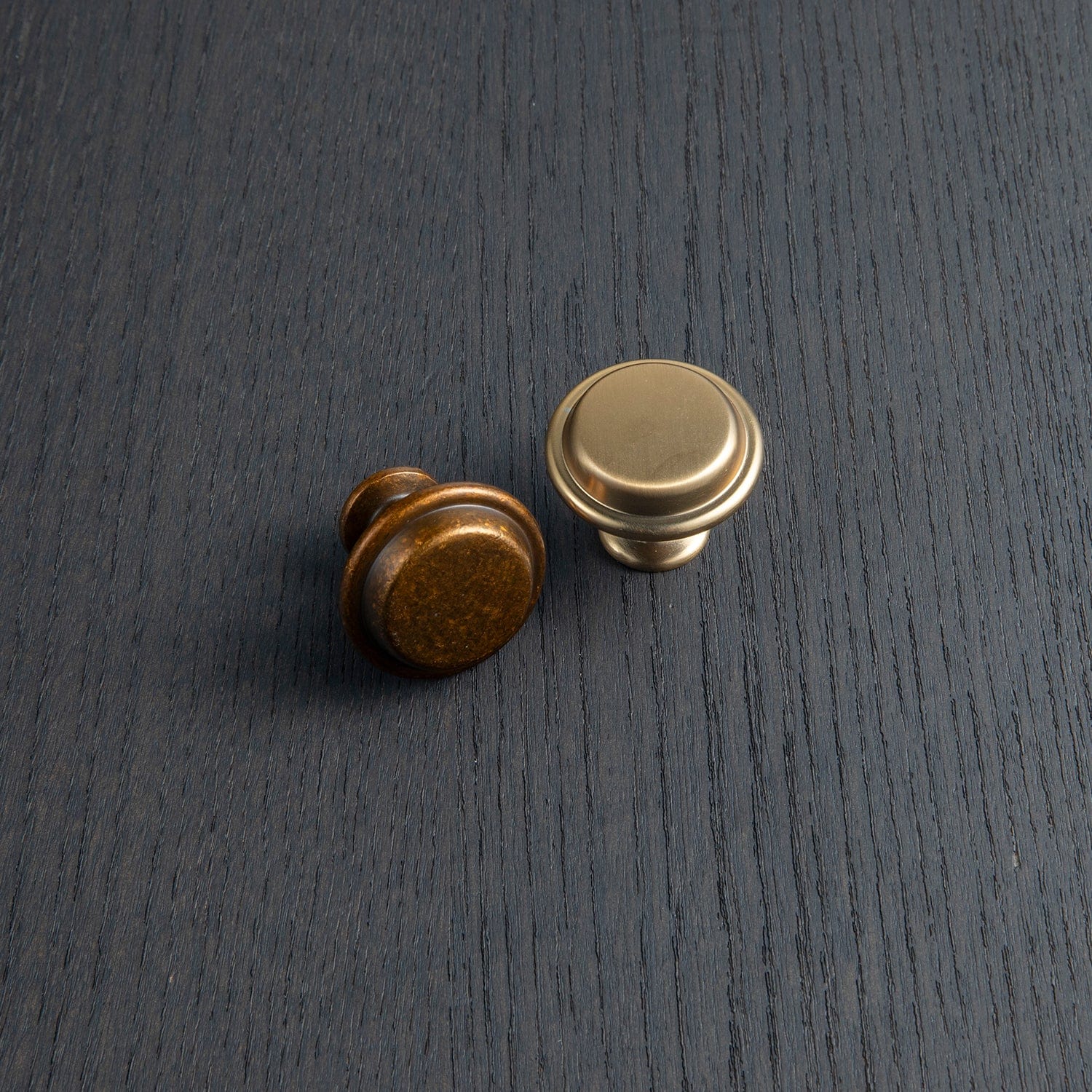 Goo-Ki Artistic Dome - Shaped Cabinet Knob with Vintage Aesthetics