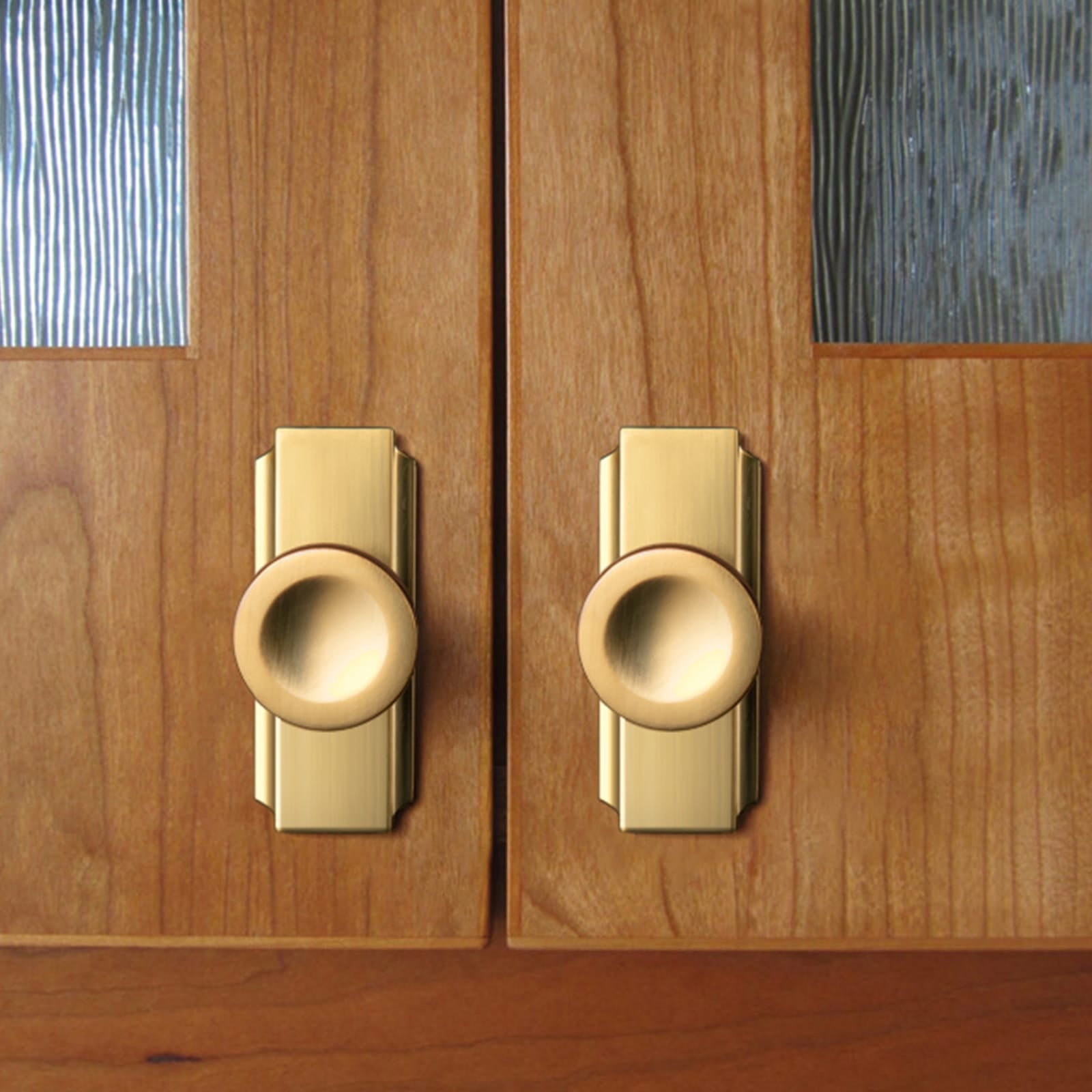 Goo-Ki Assorted Shaped Zinc Alloy Cabinet Hardware - Knobs and Back Plates for Stylish Furniture