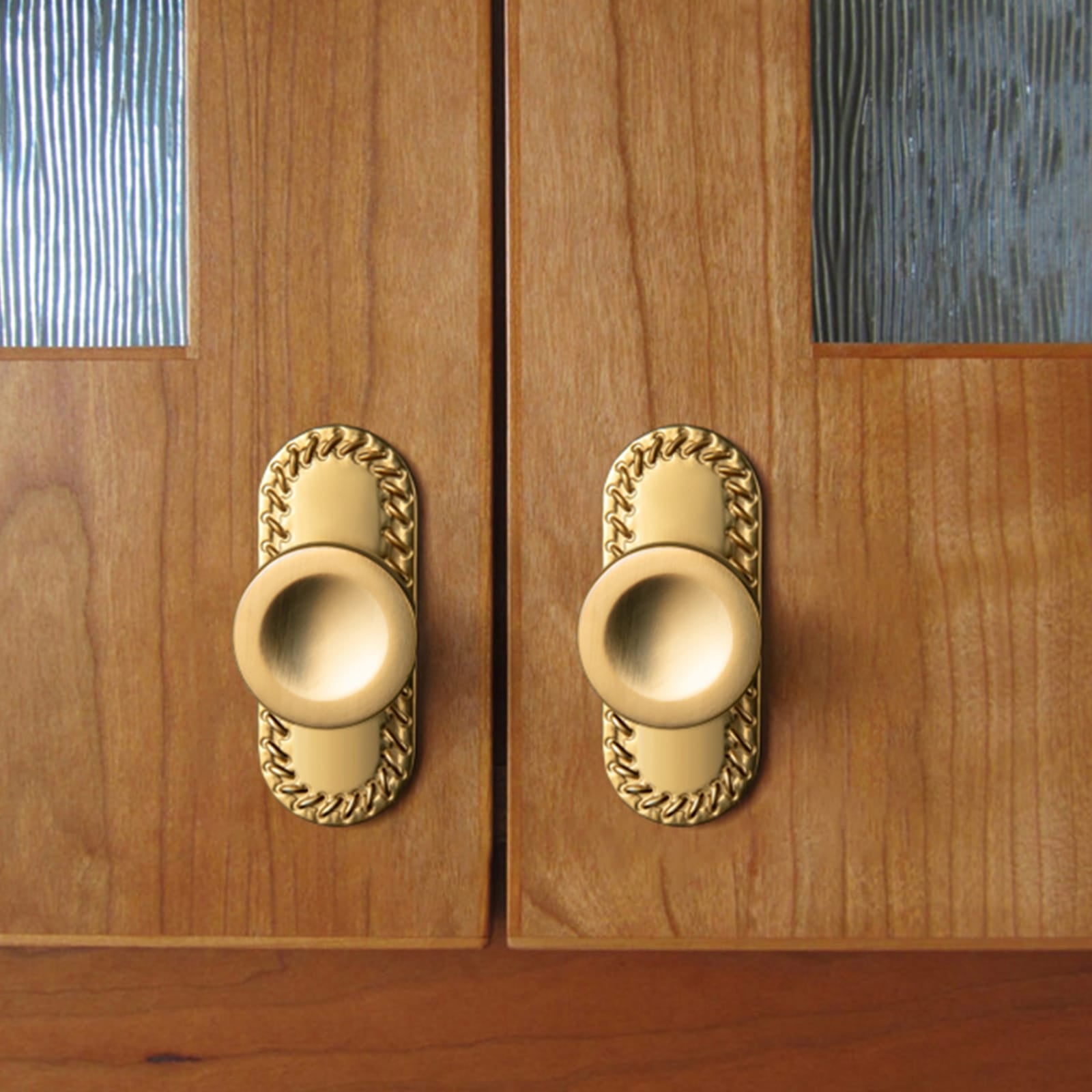 Goo-Ki Assorted Shaped Zinc Alloy Cabinet Hardware - Knobs and Back Plates for Stylish Furniture
