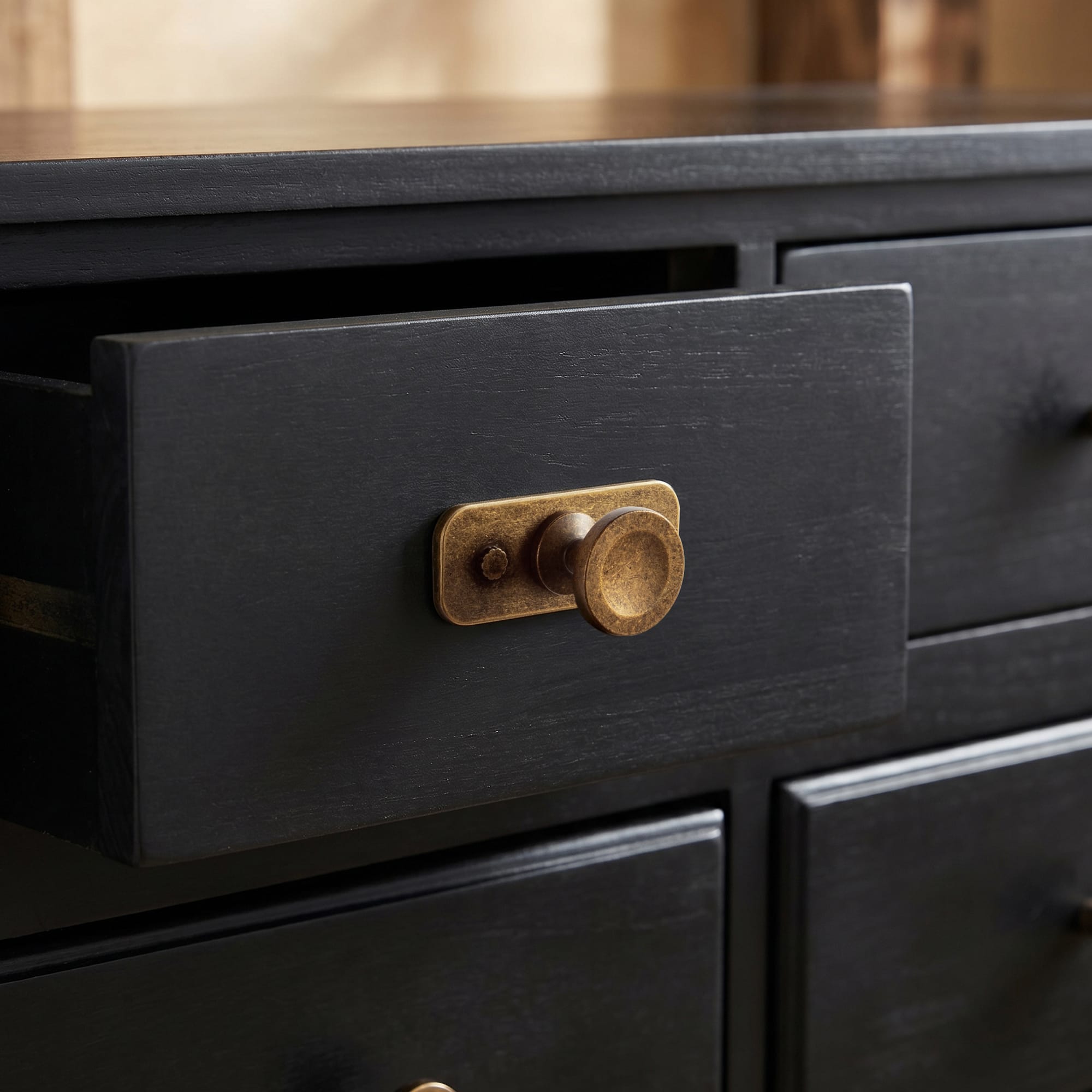 Goo-Ki Assorted Shaped Zinc Alloy Cabinet Hardware - Knobs and Back Plates for Stylish Furniture