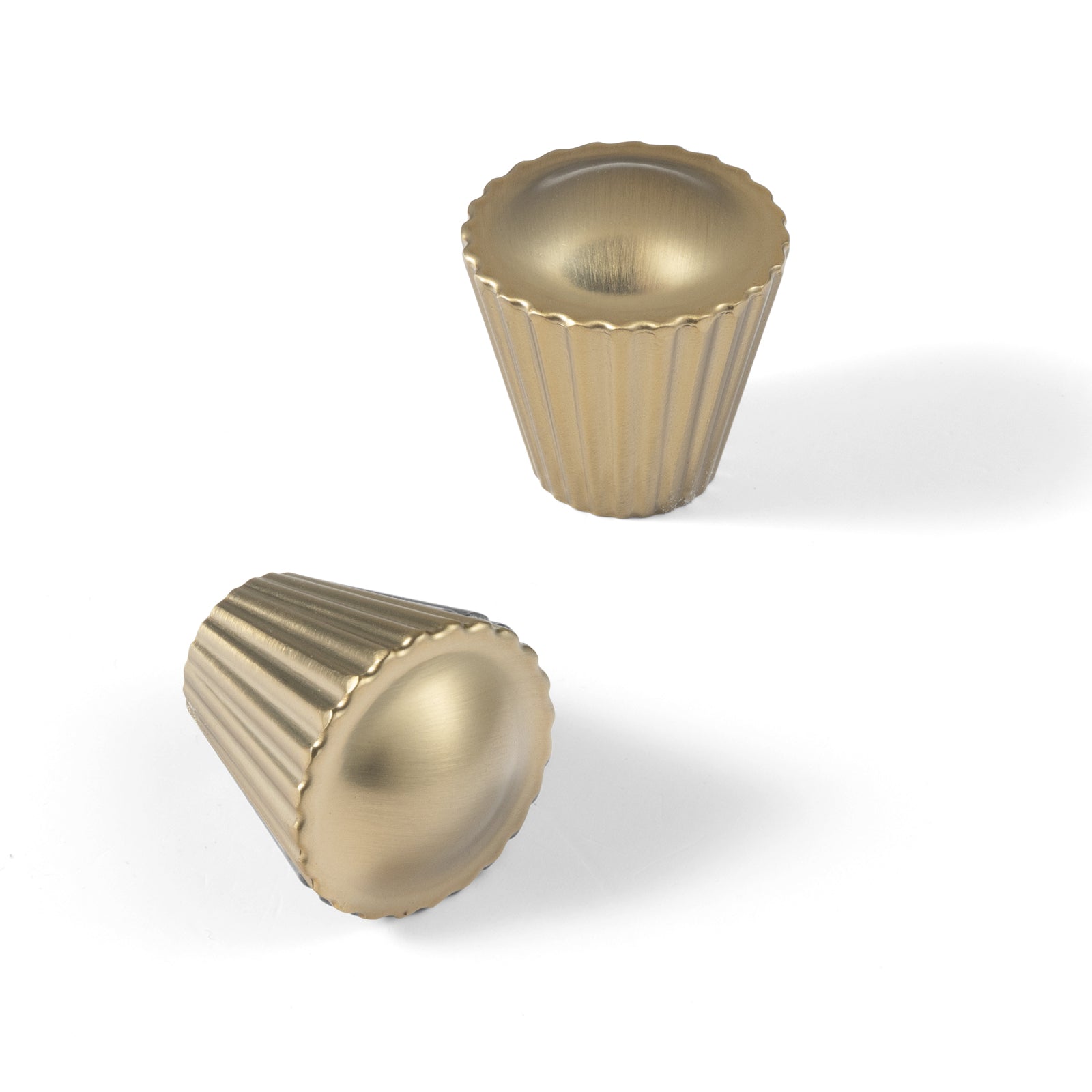 Goo-Ki Champagne Bronze / Knob / 6 Pack Distinctive Stylish Zinc Alloy Cabinet Handles Featuring Textured Ribbed Ends