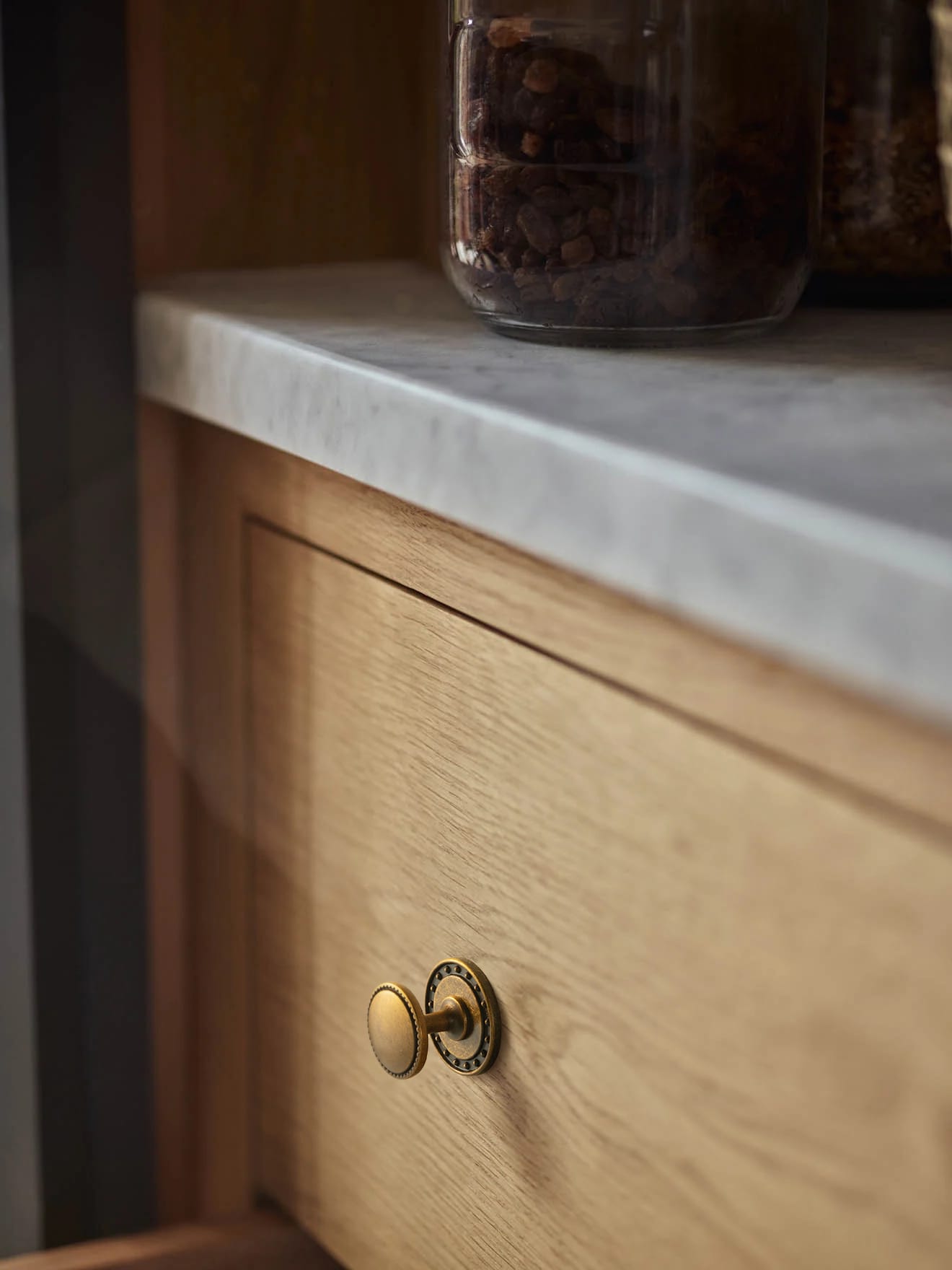 Goo-Ki Classic Round Design Cabinet Knobs with Toothed Rim for Kitchen Drawers
