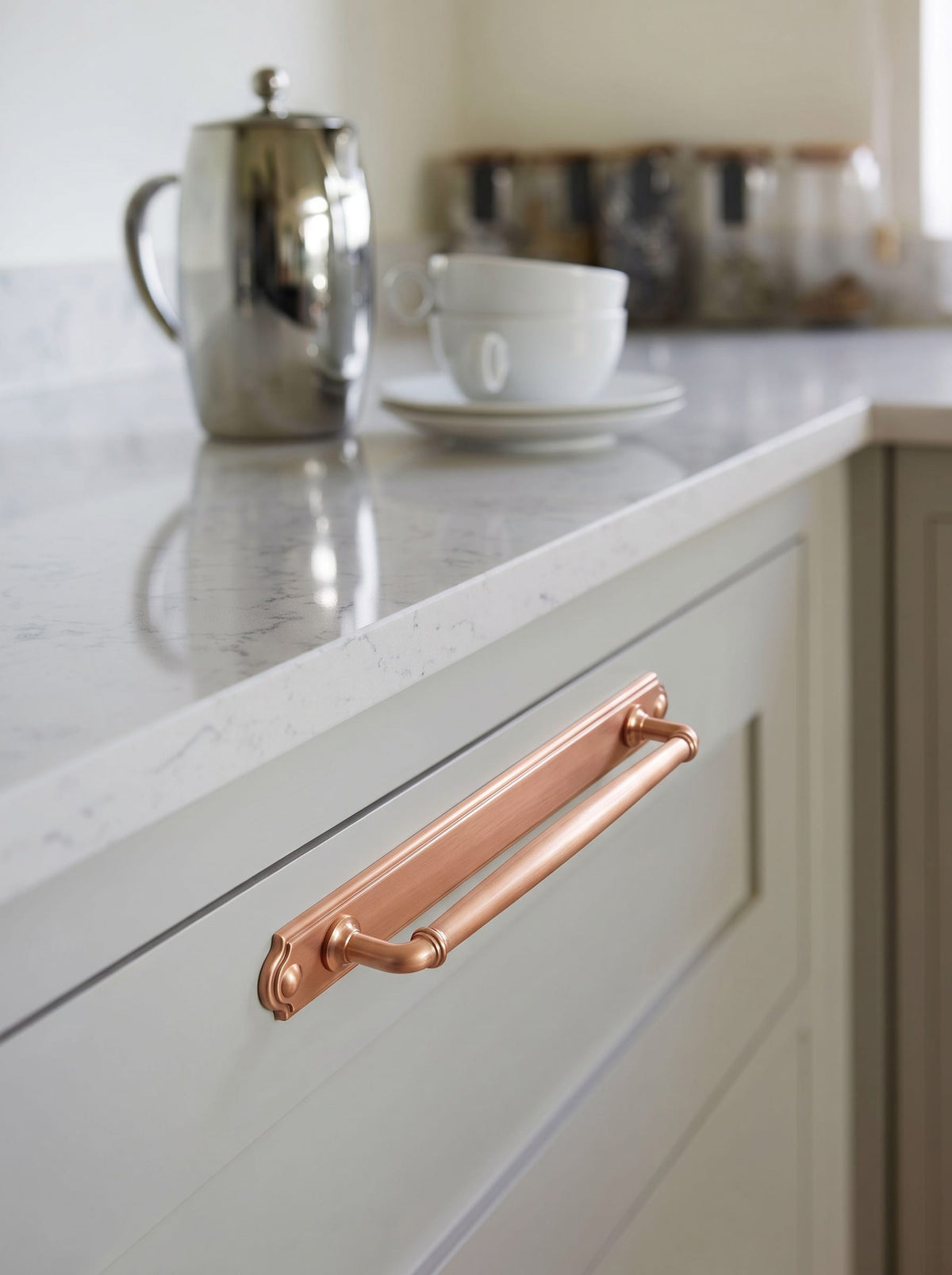 Goo-Ki Decorative Cabinet Pulls with Eye-Catching Geometric & Curved Silhouettes