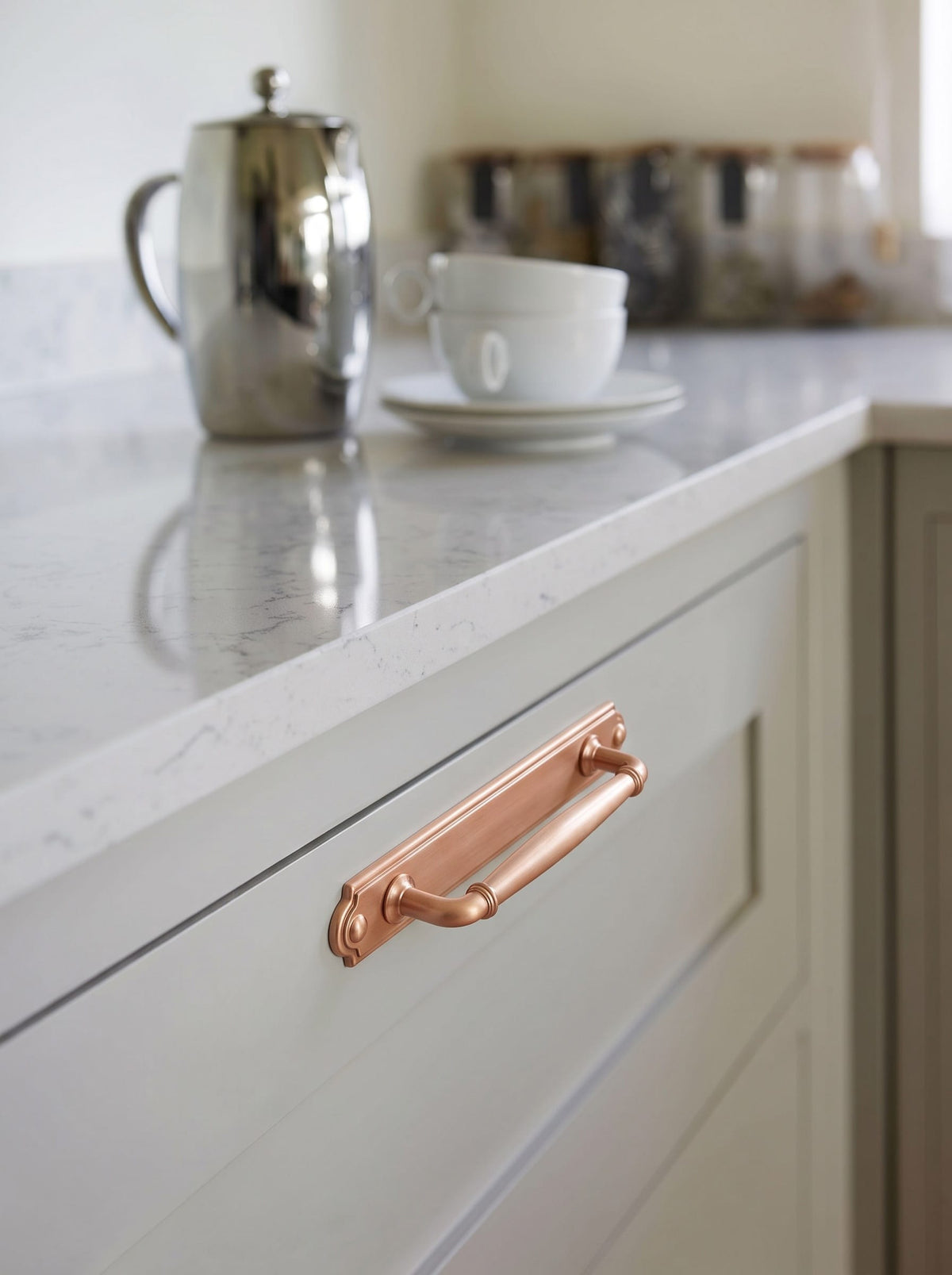 Goo-Ki Decorative Cabinet Pulls with Eye-Catching Geometric & Curved Silhouettes