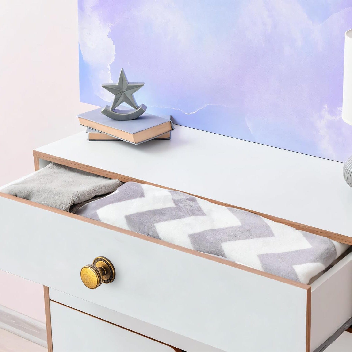 Goo-Ki Distinctive Artistic Engravings Single Hole Round Cabinet Knob Retro Flair Kitchen Hardware