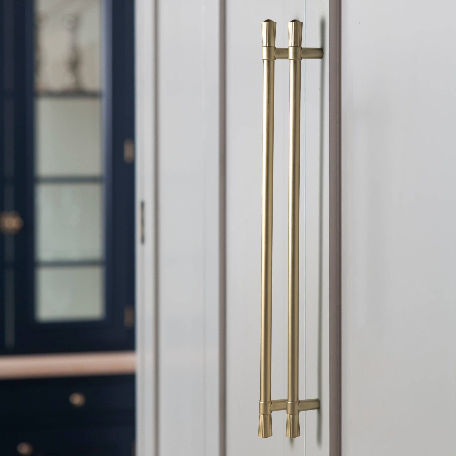 Goo-Ki Distinctive Stylish Zinc Alloy Cabinet Handles Featuring Textured Ribbed Ends