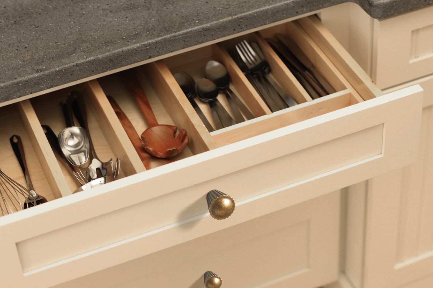 Goo-Ki Distinctive Stylish Zinc Alloy Cabinet Handles Featuring Textured Ribbed Ends