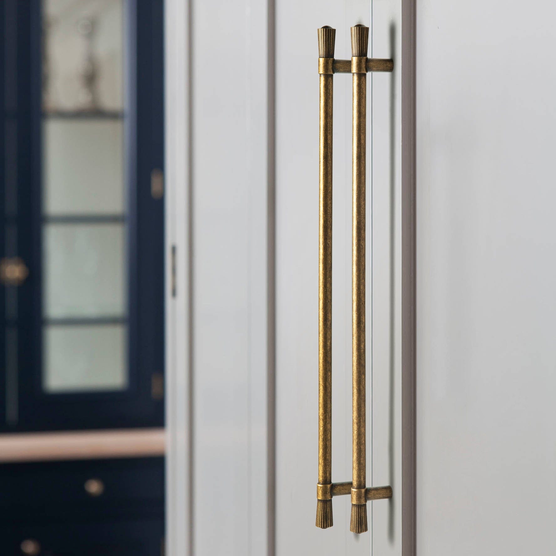 Goo-Ki Distinctive Stylish Zinc Alloy Cabinet Handles Featuring Textured Ribbed Ends