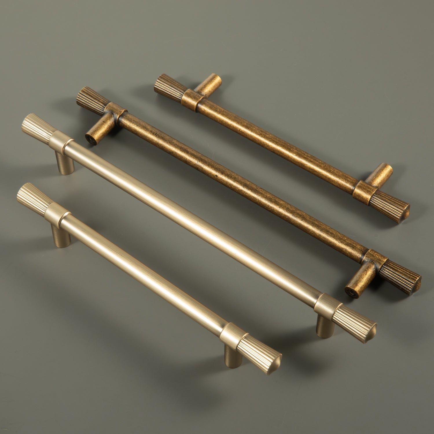 Goo-Ki Distinctive Stylish Zinc Alloy Cabinet Handles Featuring Textured Ribbed Ends