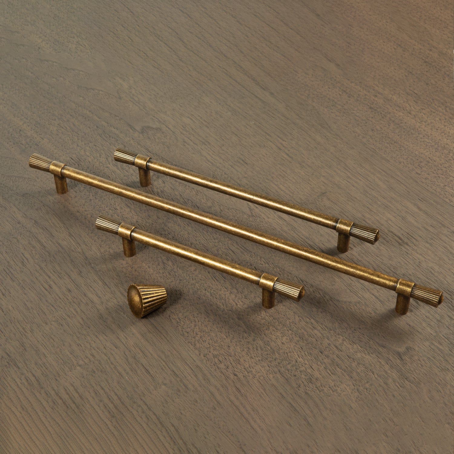 Goo-Ki Distinctive Stylish Zinc Alloy Cabinet Handles Featuring Textured Ribbed Ends
