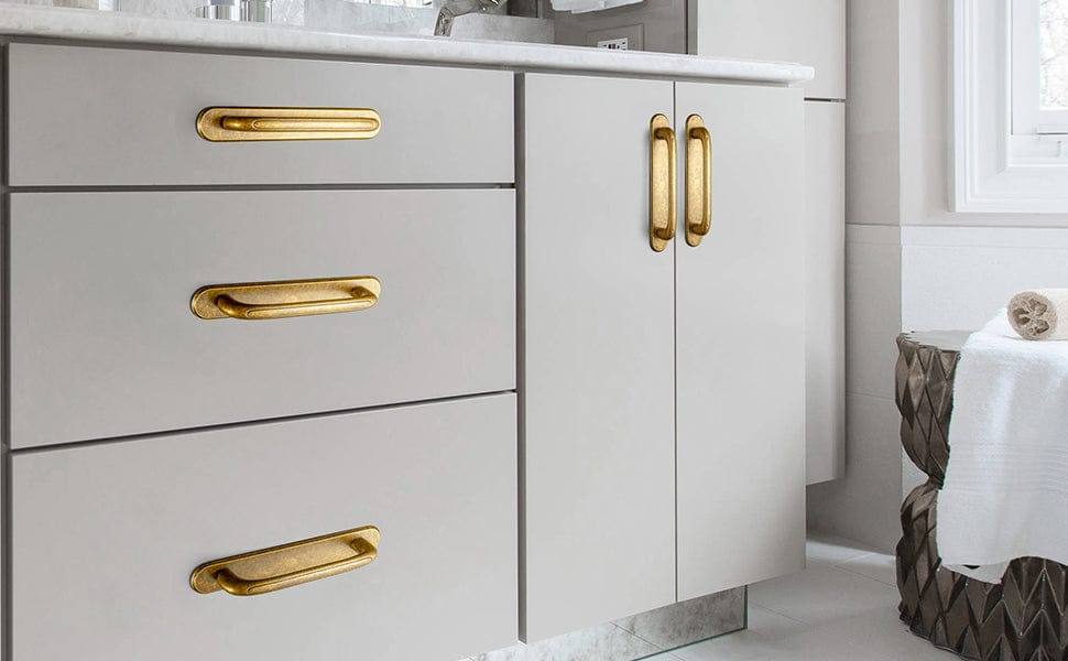 Goo-Ki Elegant Antique and Brushed Brass Bar Pull Cabinet Handles with Unique Design