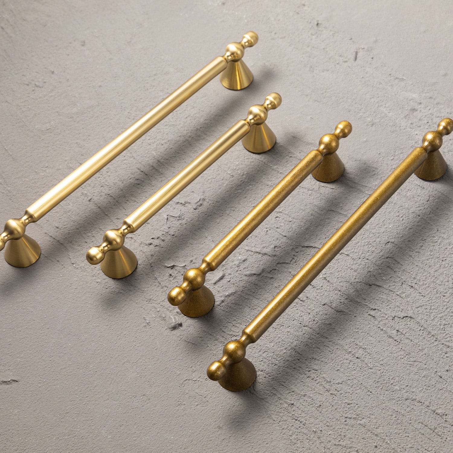 Goo-Ki Elegant Zinc Alloy Cabinet Handles - Sleek Cylindrical with Decorative Spherical Ends