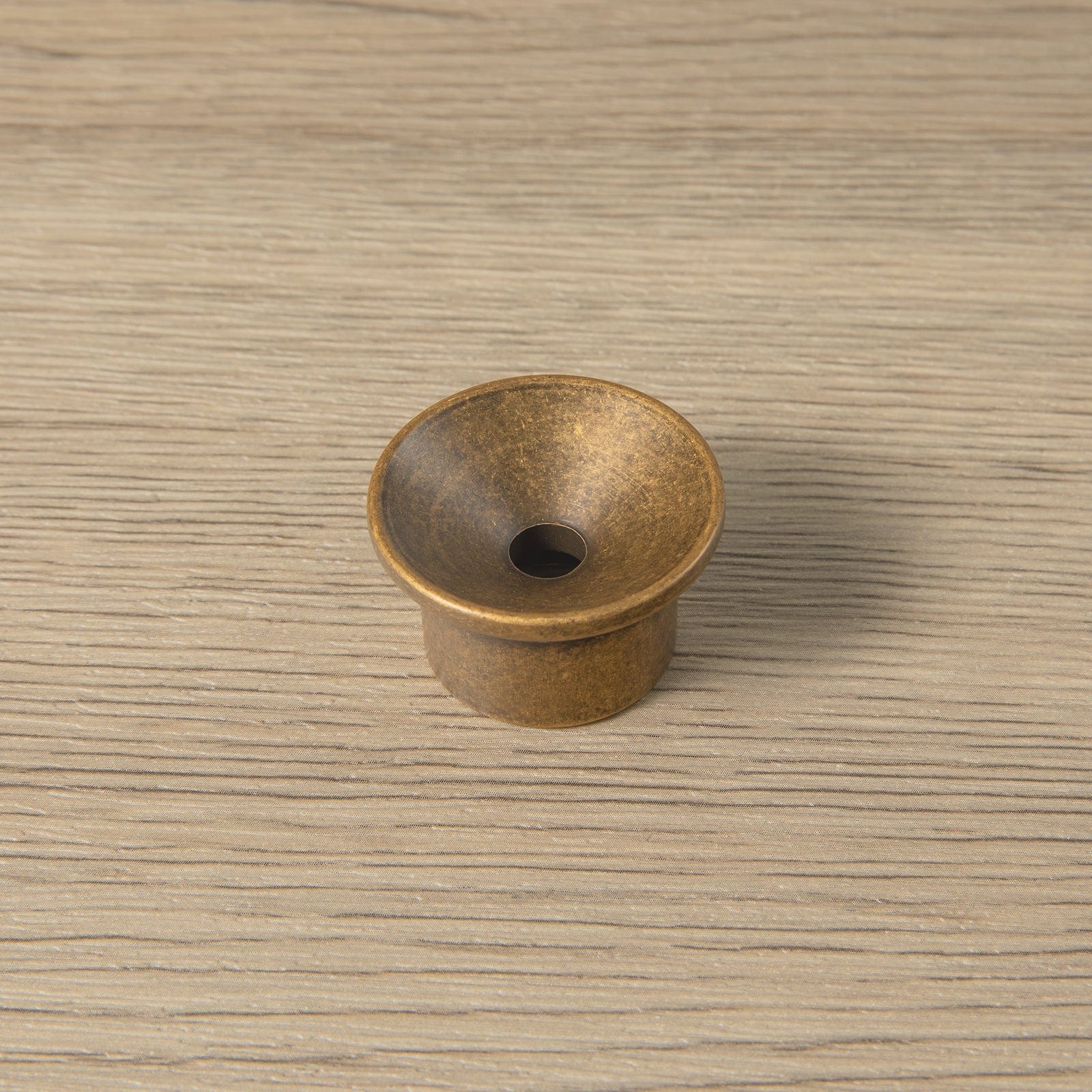 Goo-Ki Fluted Antique Brass Cabinet Pulls Distinctive Shaped Drawer Handle with Groove