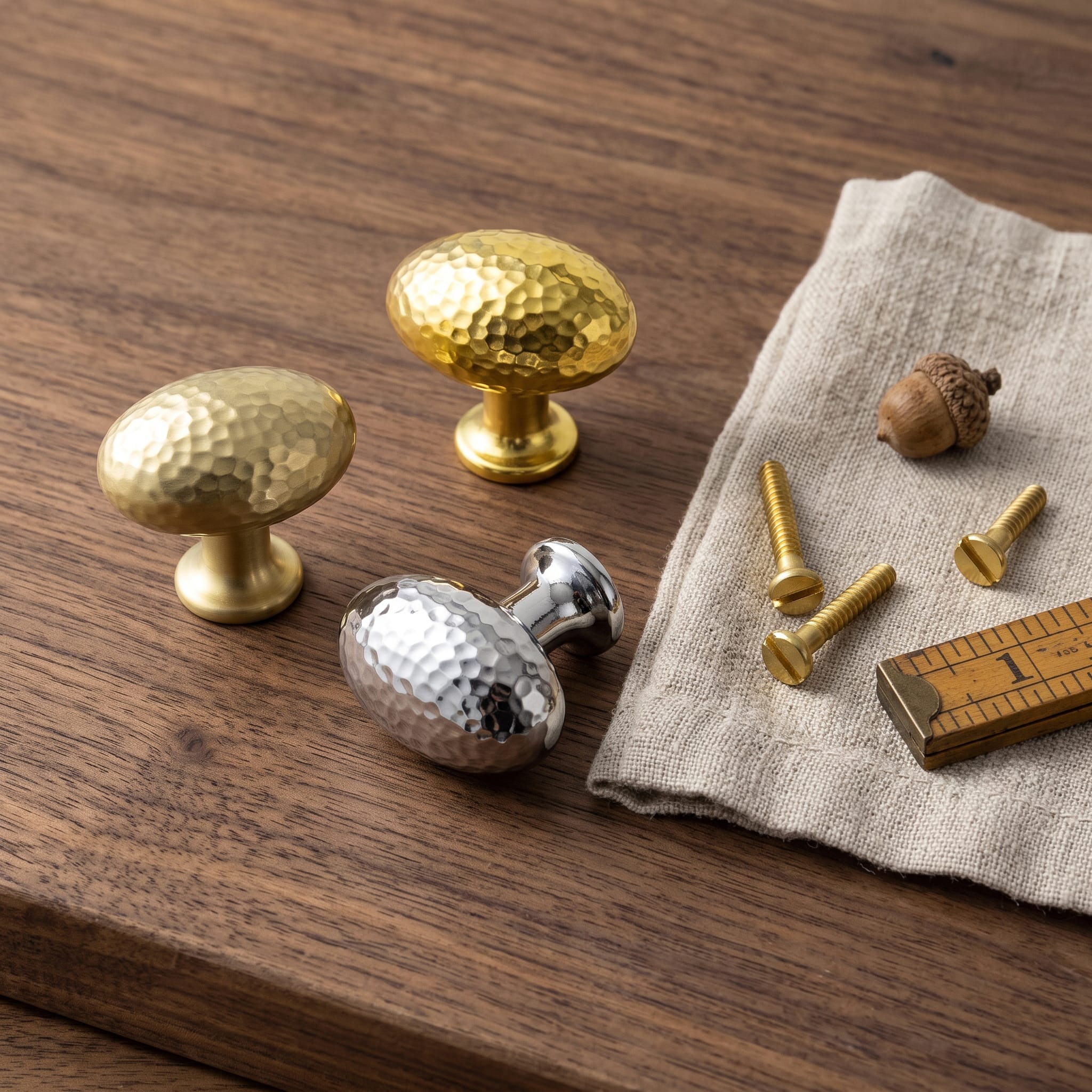 Goo-Ki Hammered Texture Oval Cabinet Knobs, Egg Shaped Solid Zinc Alloy Drawer Furniture Knobs for Kitchen Cabinets