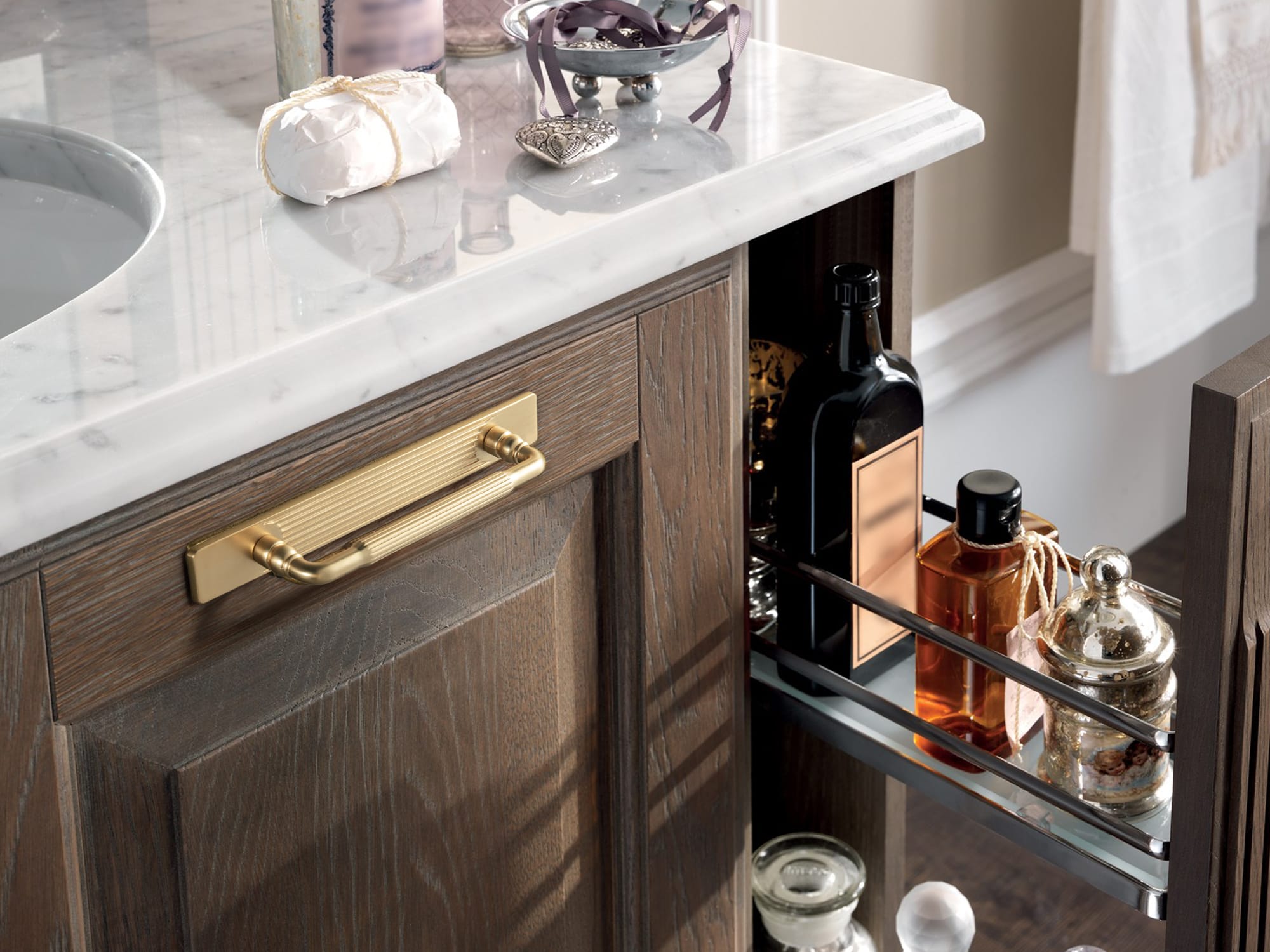 Goo-Ki Industrial Decorative Cabinet Pulls Unique L-shaped Drawer Handles with Textured Grip