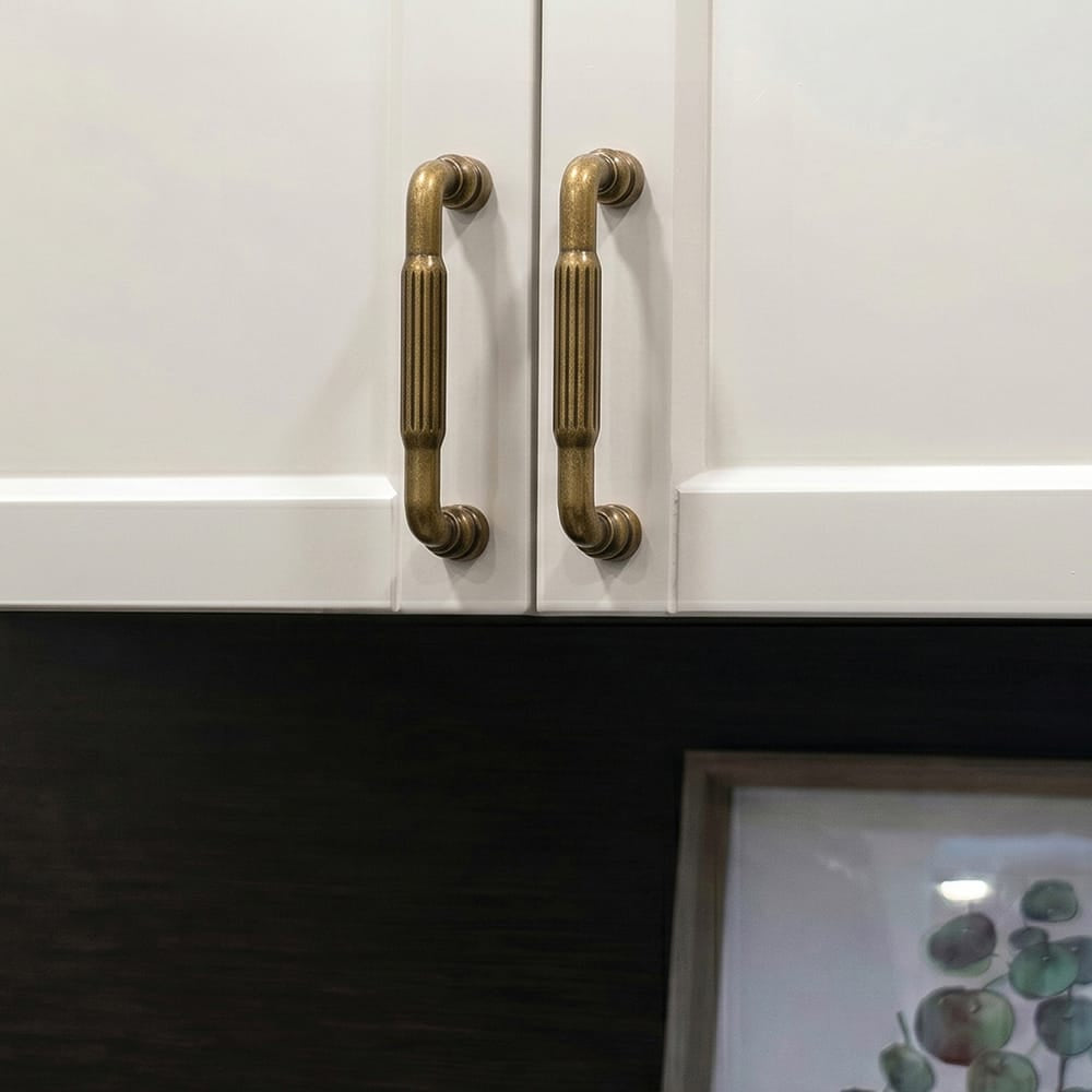 Goo-Ki Industrial Decorative Cabinet Pulls Unique L-shaped Drawer Handles with Textured Grip