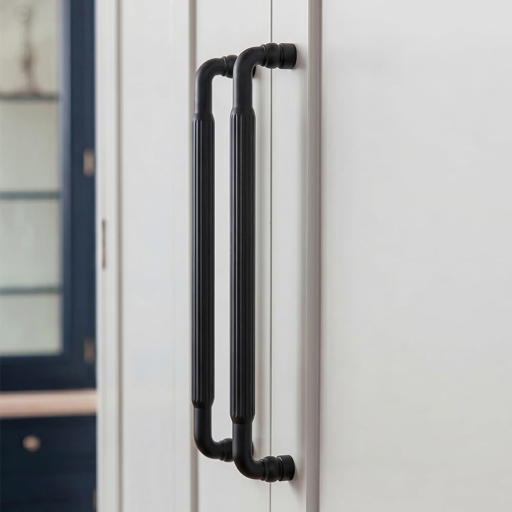 Goo-Ki Industrial Decorative Cabinet Pulls Unique L-shaped Drawer Handles with Textured Grip