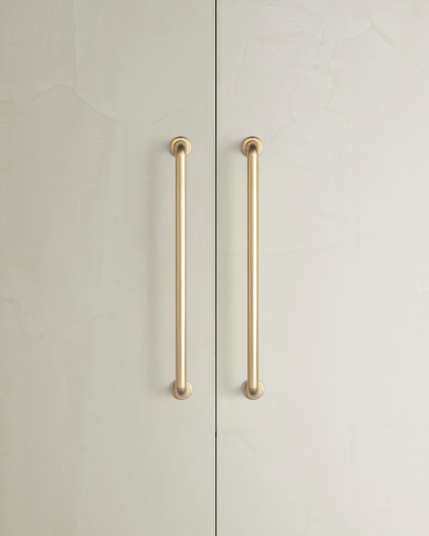 Goo-Ki Industrial Round Bar Zinc Alloy Pulls - Champagne Bronze & Antique Brass Finish