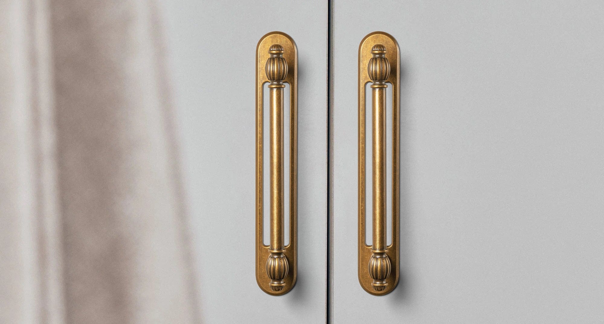 Goo-Ki Luxury Decorative Antique Brass Cabinet Handles Stylish Accents for Modern Cabinet Design