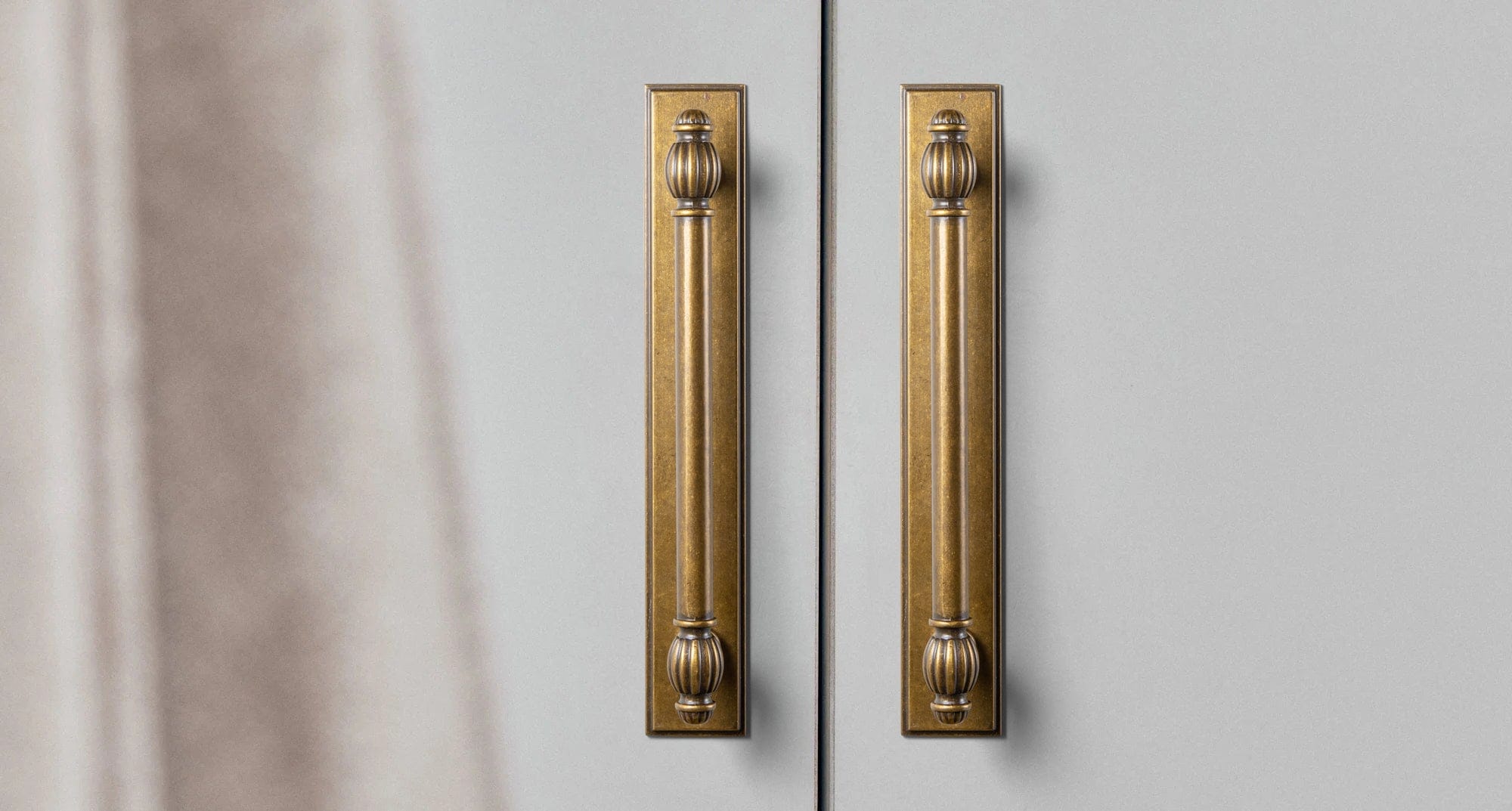 Goo-Ki Luxury Decorative Antique Brass Cabinet Handles Stylish Accents for Modern Cabinet Design