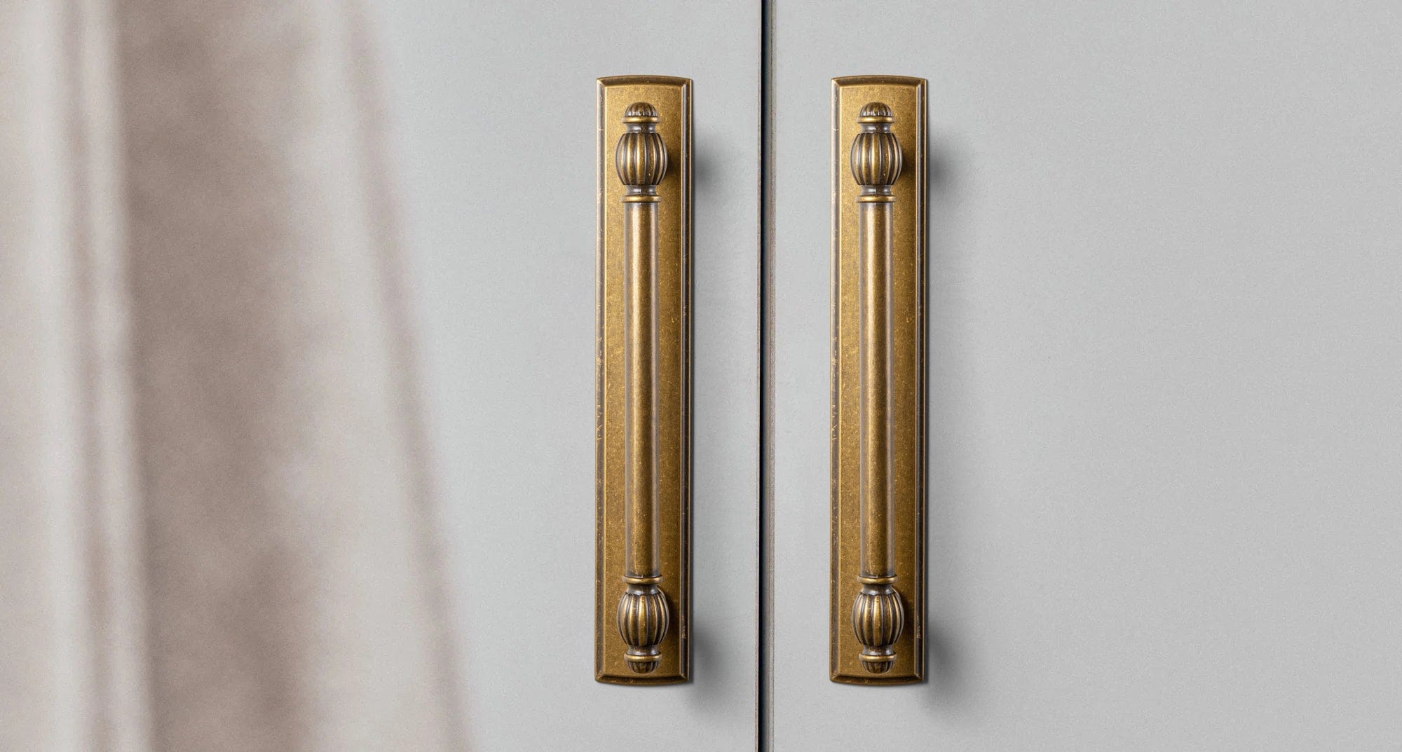 Goo-Ki Luxury Decorative Antique Brass Cabinet Handles Stylish Accents for Modern Cabinet Design