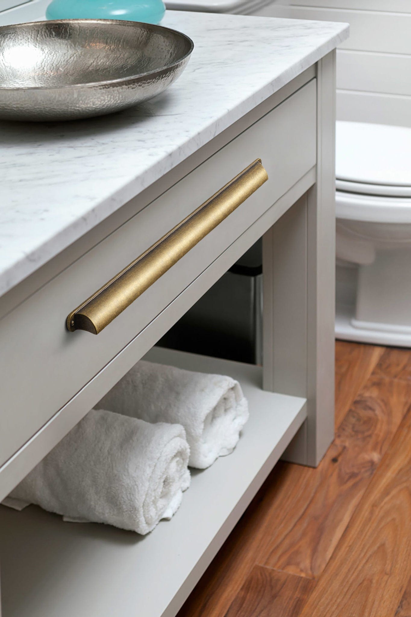 Goo-Ki Modern Multi-Color Cabinet Cup Pulls Bin Drawer Pull Stylish Hardware for Furniture Upgrades