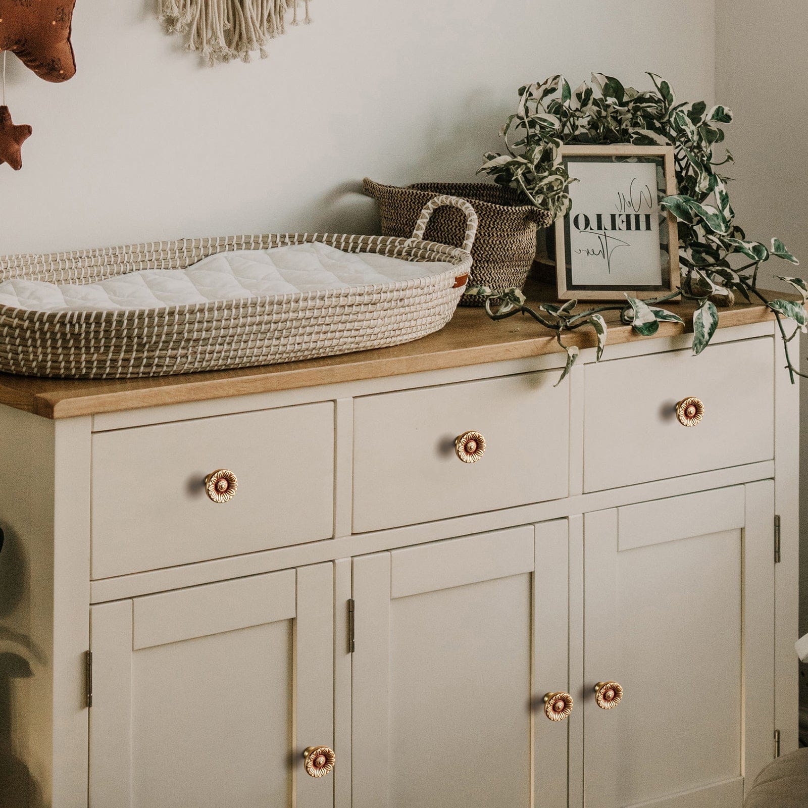 Goo-Ki Ornate Sunflower Embossed Cabinet Knobs Distressed Multi-Tone Zinc Alloy Furniture Hardware