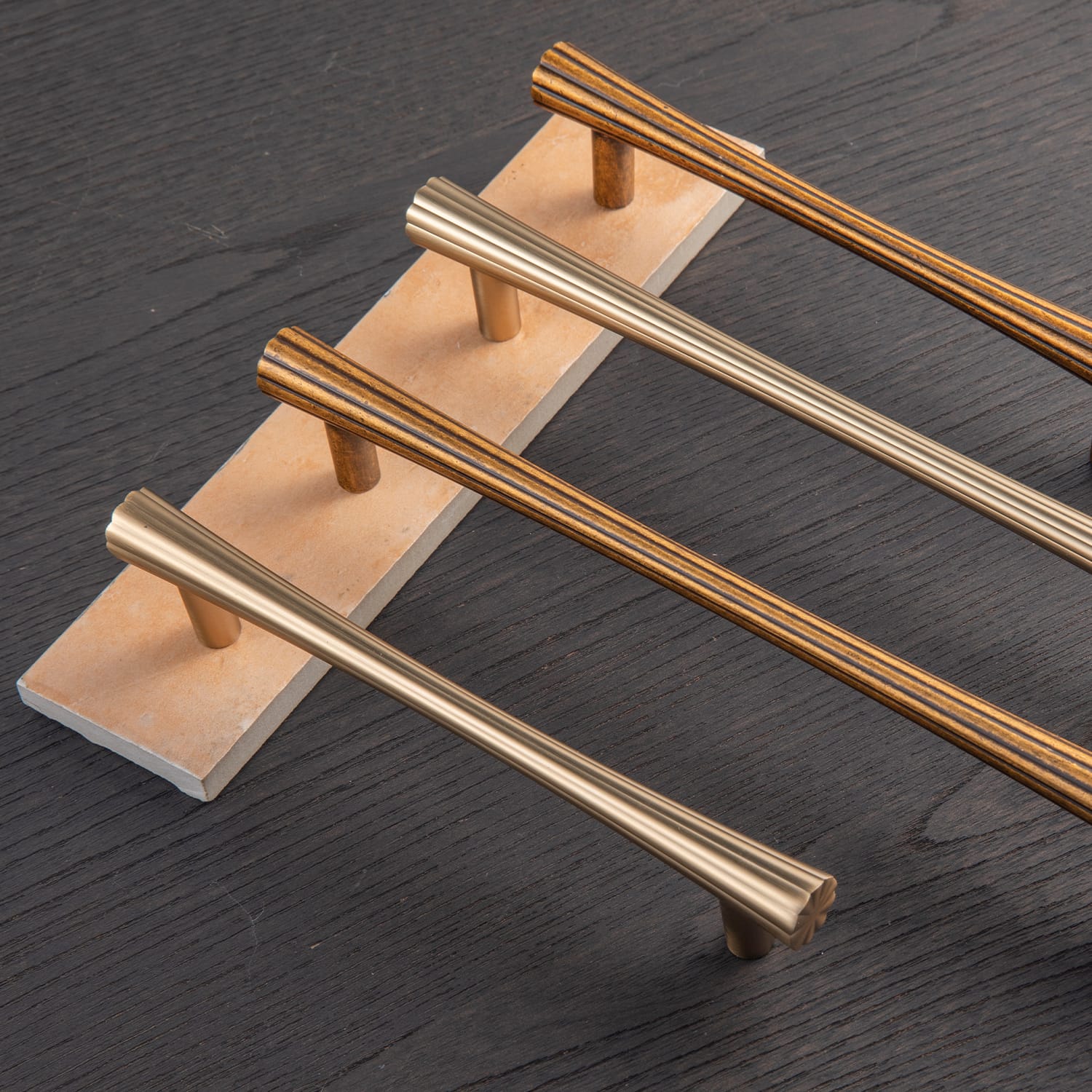 Goo-Ki Ribbed Fluted Cabinet Pull Handles Premium Zinc Alloy T-Bar Furniture Hardware