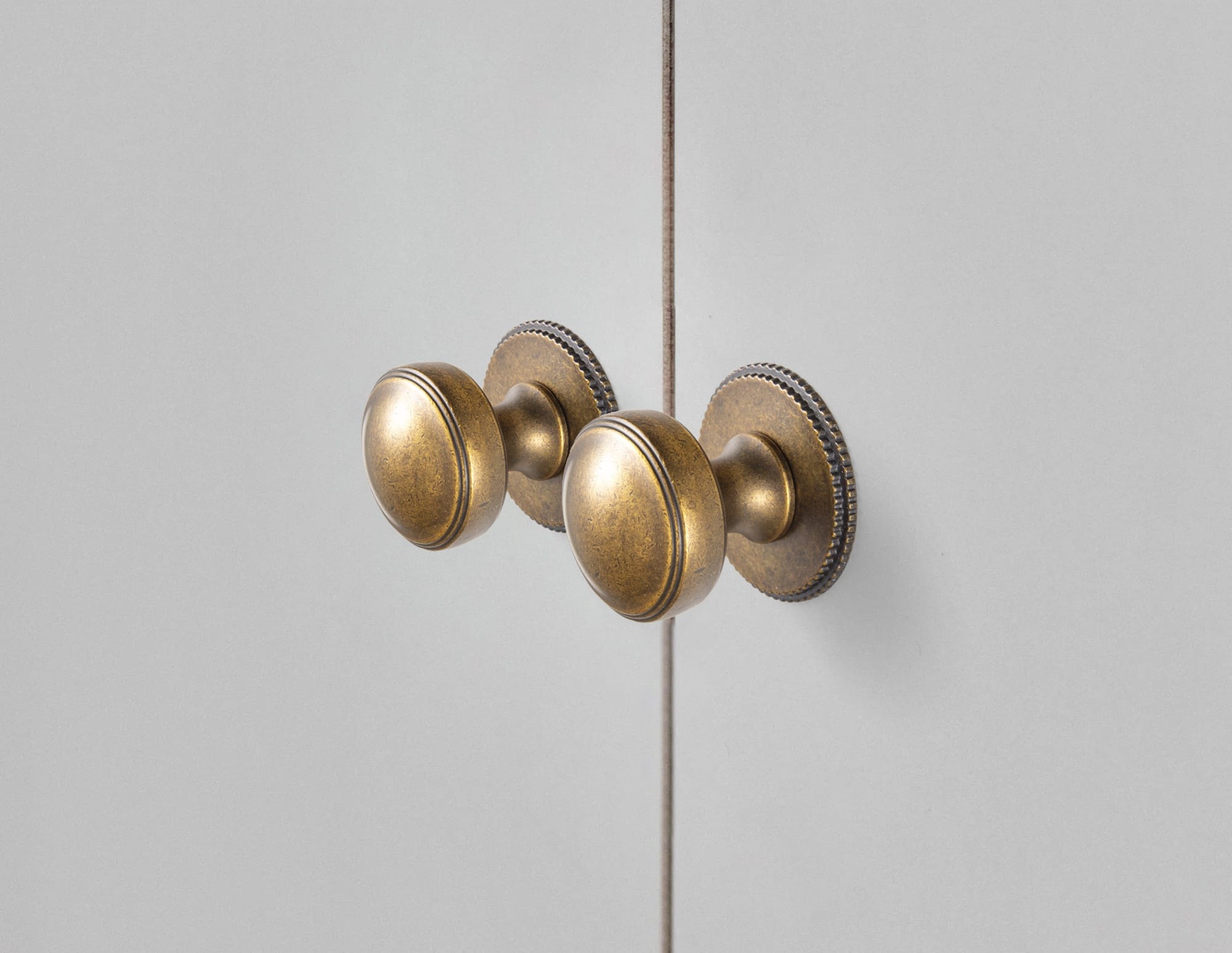 Goo-Ki Ring-Lined Round Dome Cabinet Hardware Zinc Alloy Ball-Shaped Cabinet Knobs