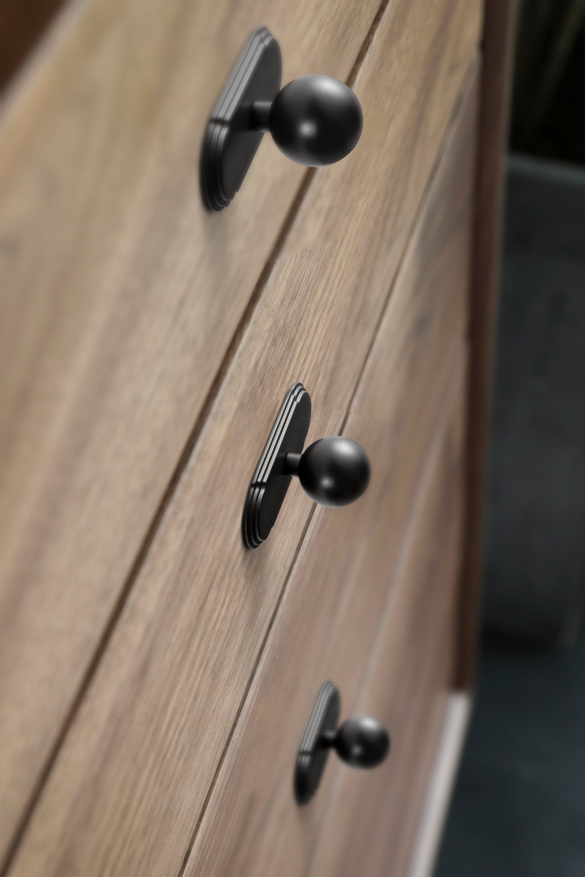 Goo-Ki Round Cabinet Knobs with Back Plate Zinc Alloy Cabinet Handle with Long Back Plate