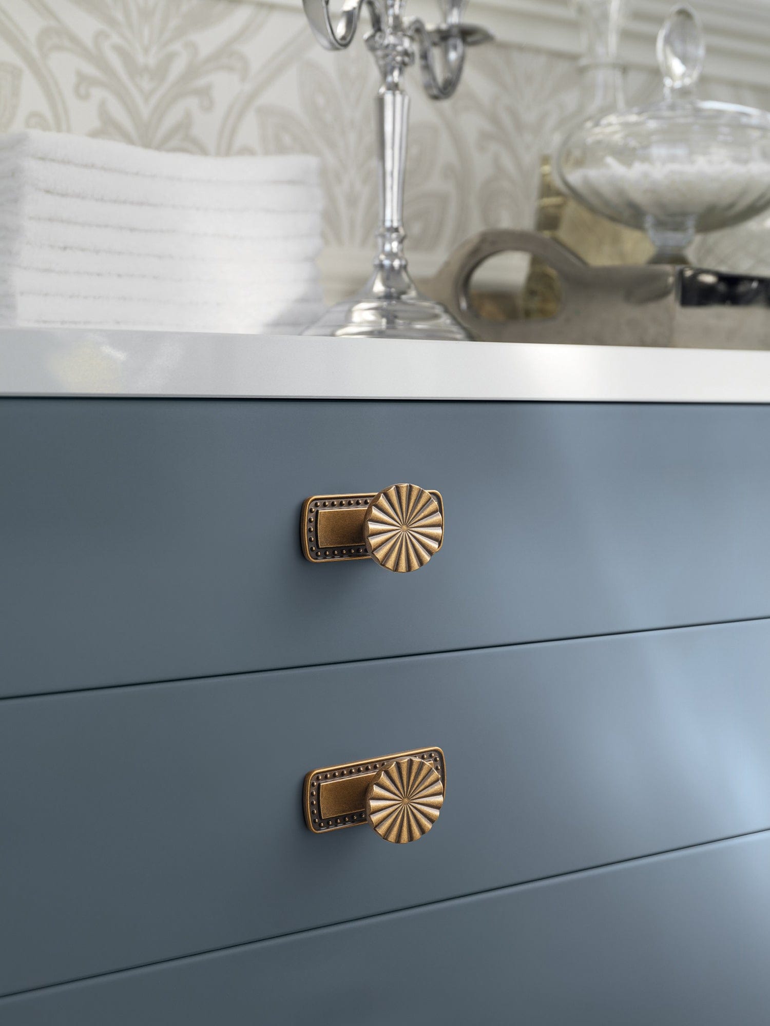 Goo-Ki Semicircular Antique Brass Cabinet Pulls Half Moon Shaped Bin Cup Drawer Pull