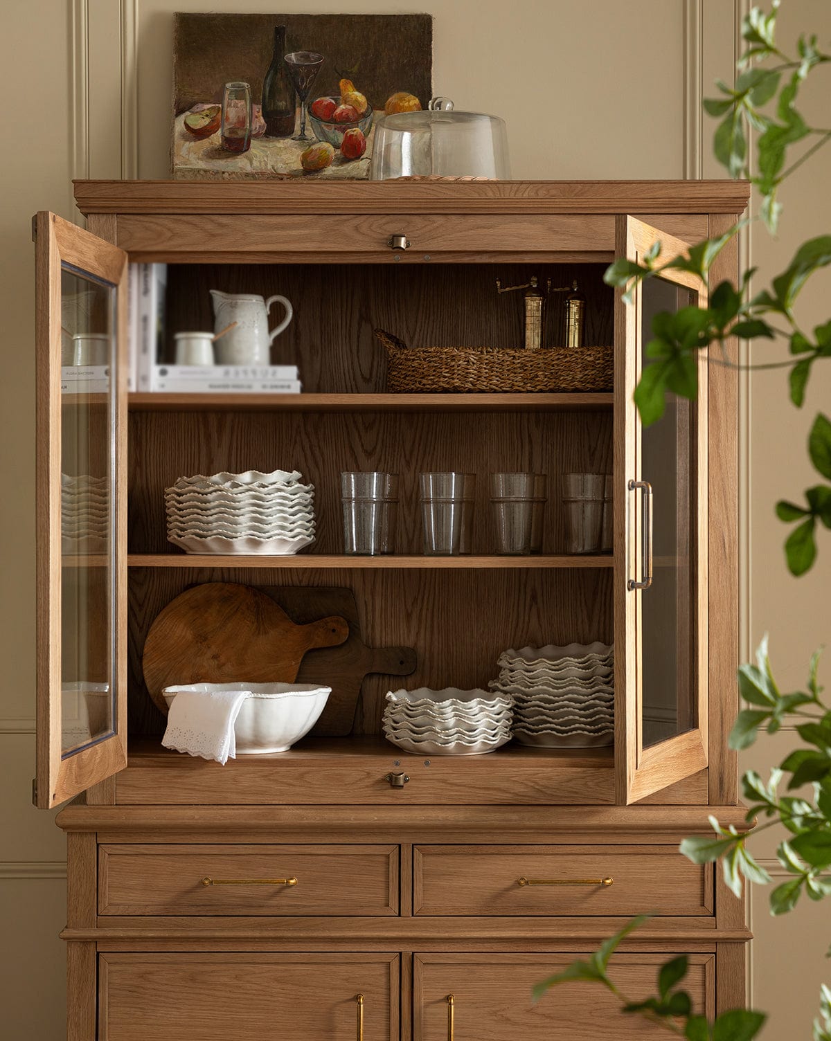 Goo-Ki Sturdy Zinc Alloy Cabinet Pulls: Uniquely Angular Design for Modern Spaces