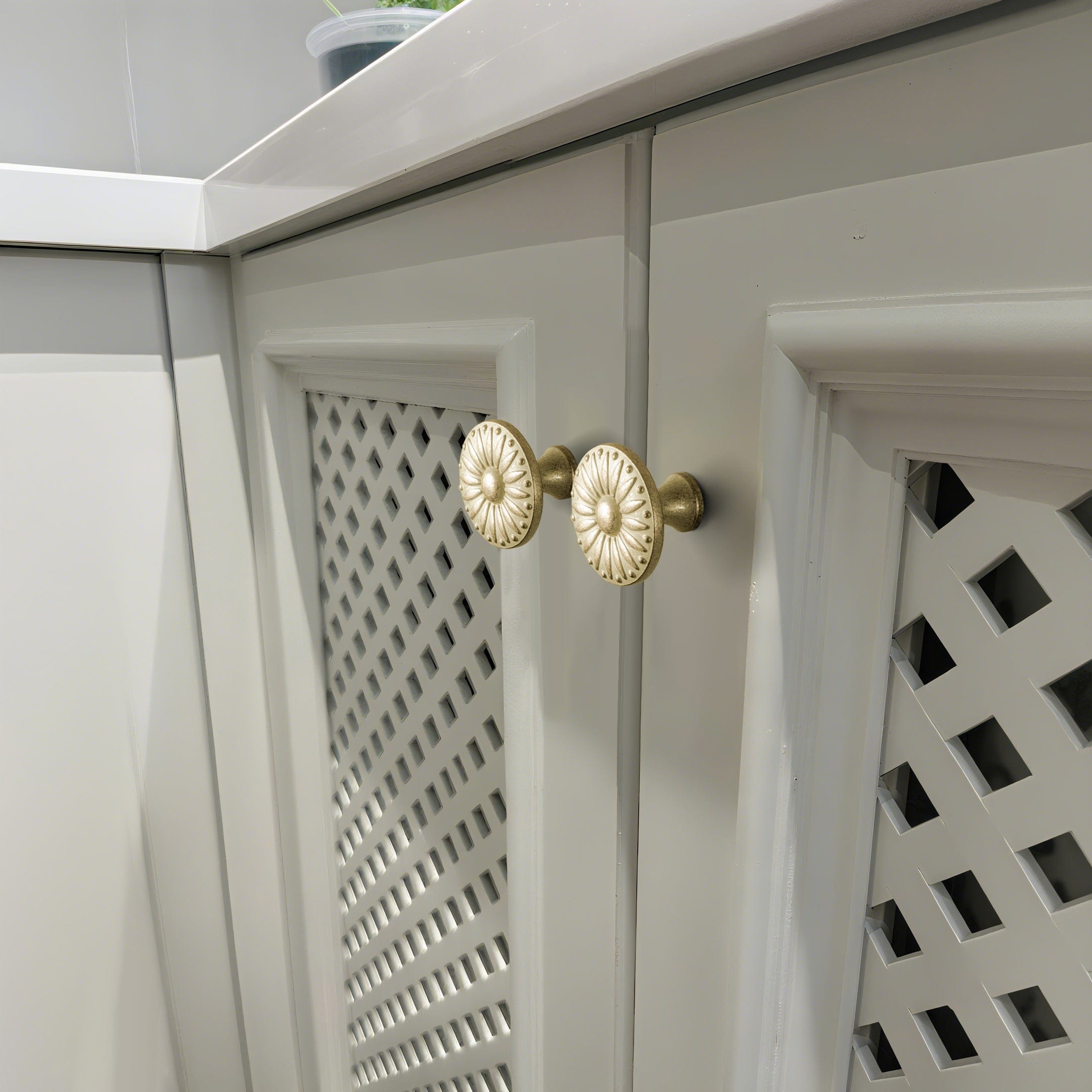 Goo-Ki Sunflower Floral Embossed Cabinet Knobs Assorted Distressed Zinc Alloy Furniture Hardware