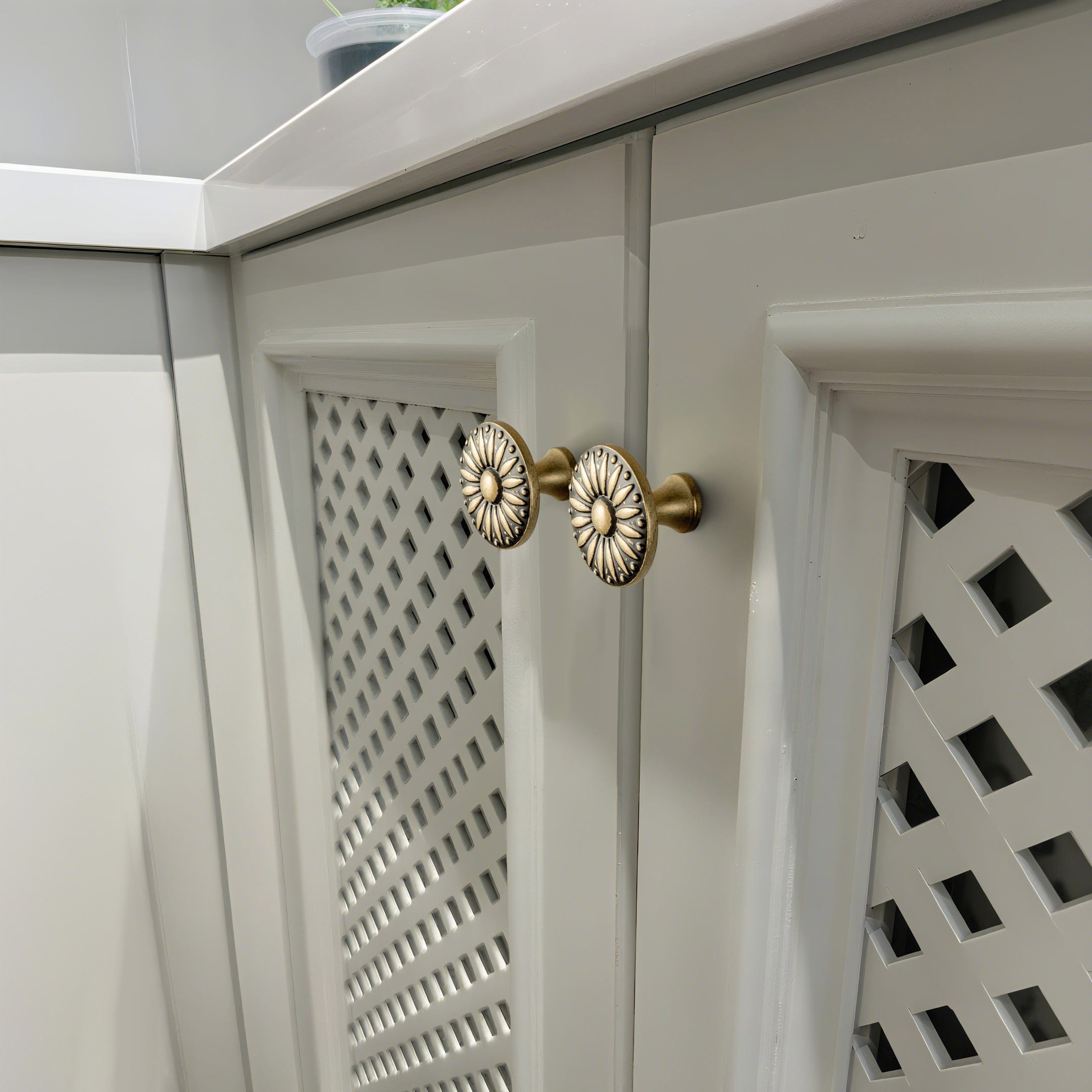 Goo-Ki Sunflower Floral Embossed Cabinet Knobs Assorted Distressed Zinc Alloy Furniture Hardware