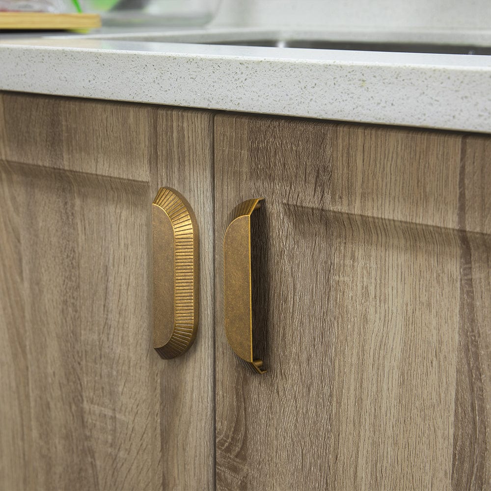 Goo-Ki Vintage Brass Half-moon Cabinet Cup Pulls Unique Grooved Texture for Home Decor
