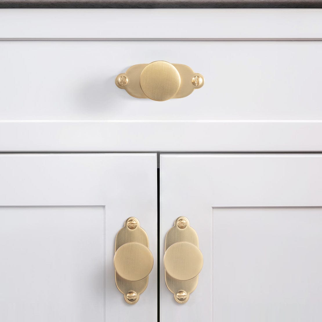 Goo-Ki Vintage Brass Zinc Alloy Cabinet Knob with Back Plate Single Hole Center Kitchen Hardware