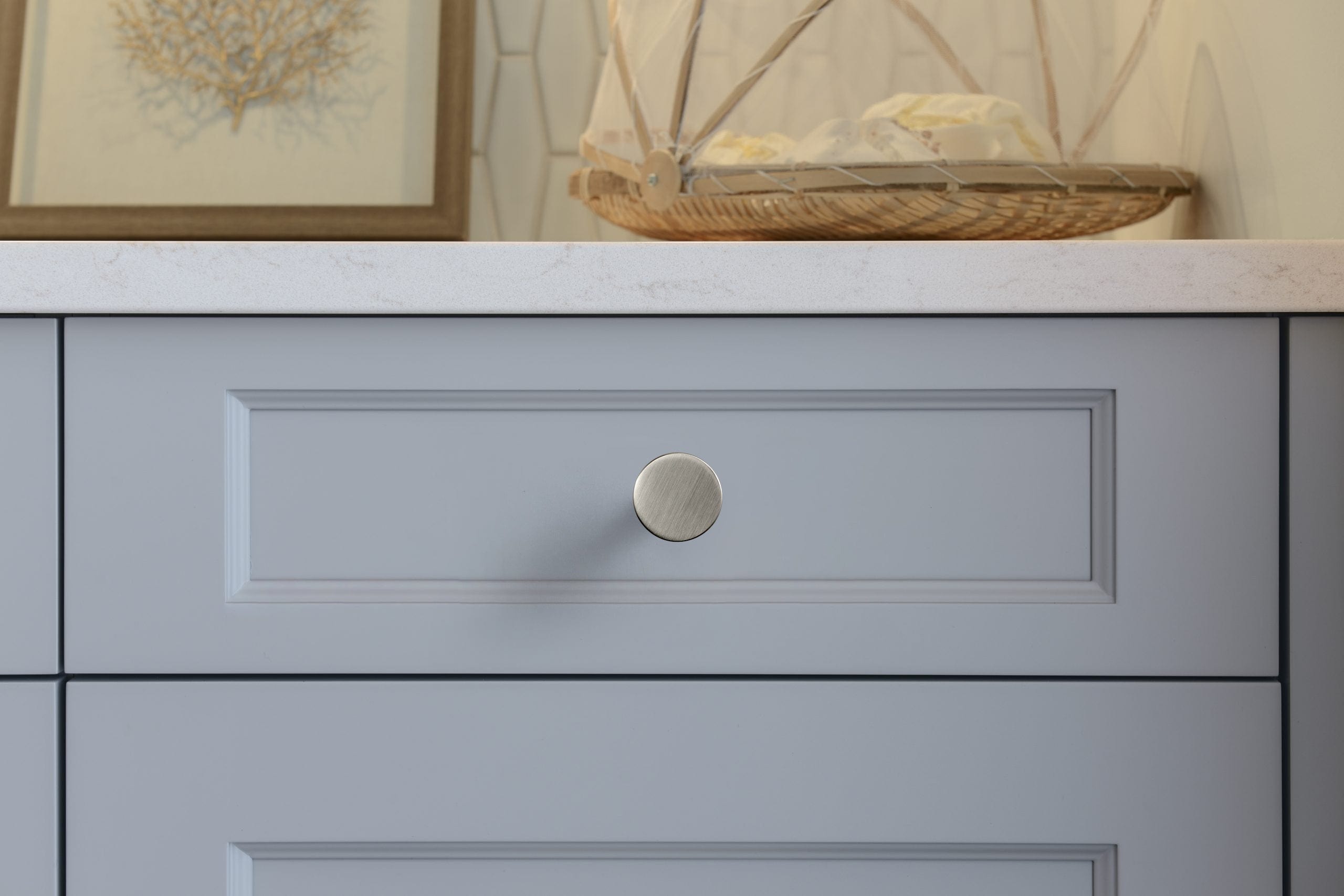 Goo-Ki Vintage Brass Zinc Alloy Cabinet Knob with Back Plate Single Hole Center Kitchen Hardware