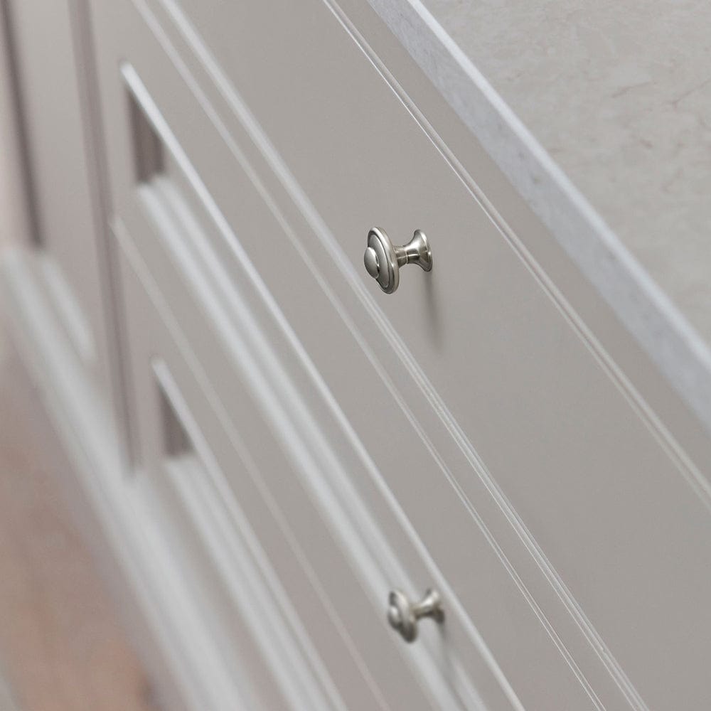 Goo-Ki Vintage Decorative Cabinet Knobs with Layered Concentric Ring Design for Classic Kitchen Drawer