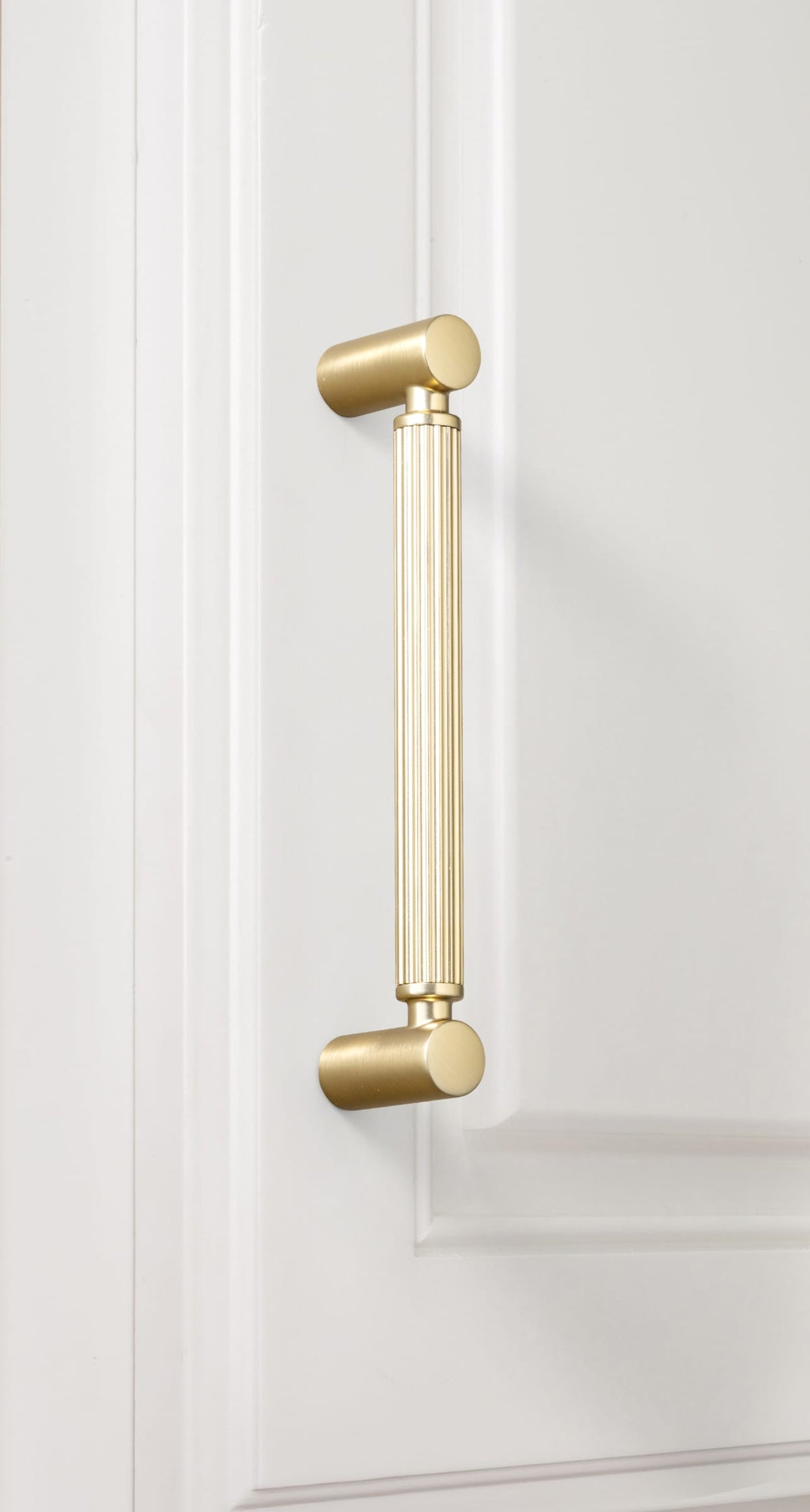 Goo-Ki Vintage Fluted Cabinet Pull Handles, Aluminum Grip Rail with Zinc Alloy End Caps Drawer Bar Pulls for Kitchen Cabinet