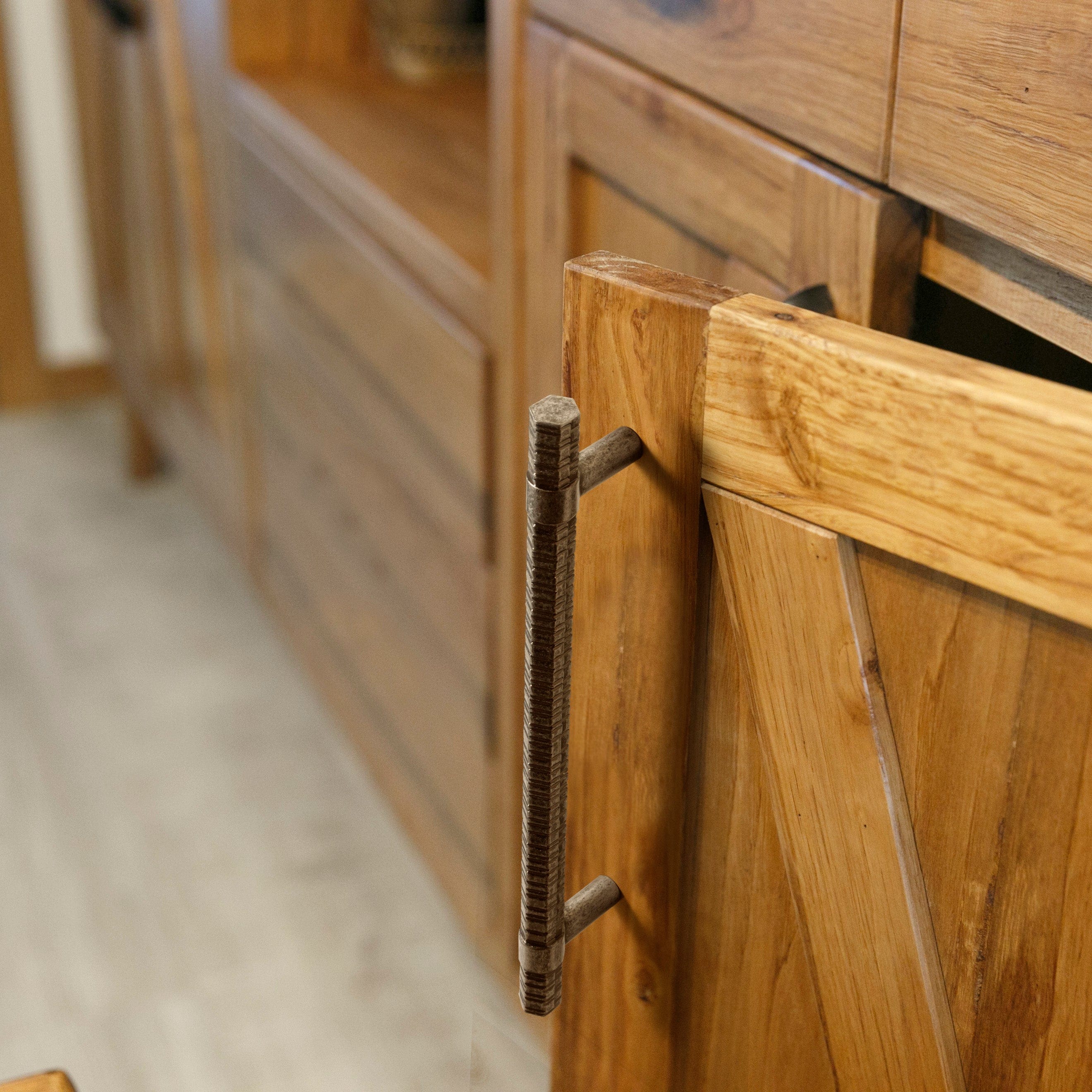 Goo-Ki Vintage Kitchen Cabinet T-Bar Pulls Knurled Antique Cabinet Handles