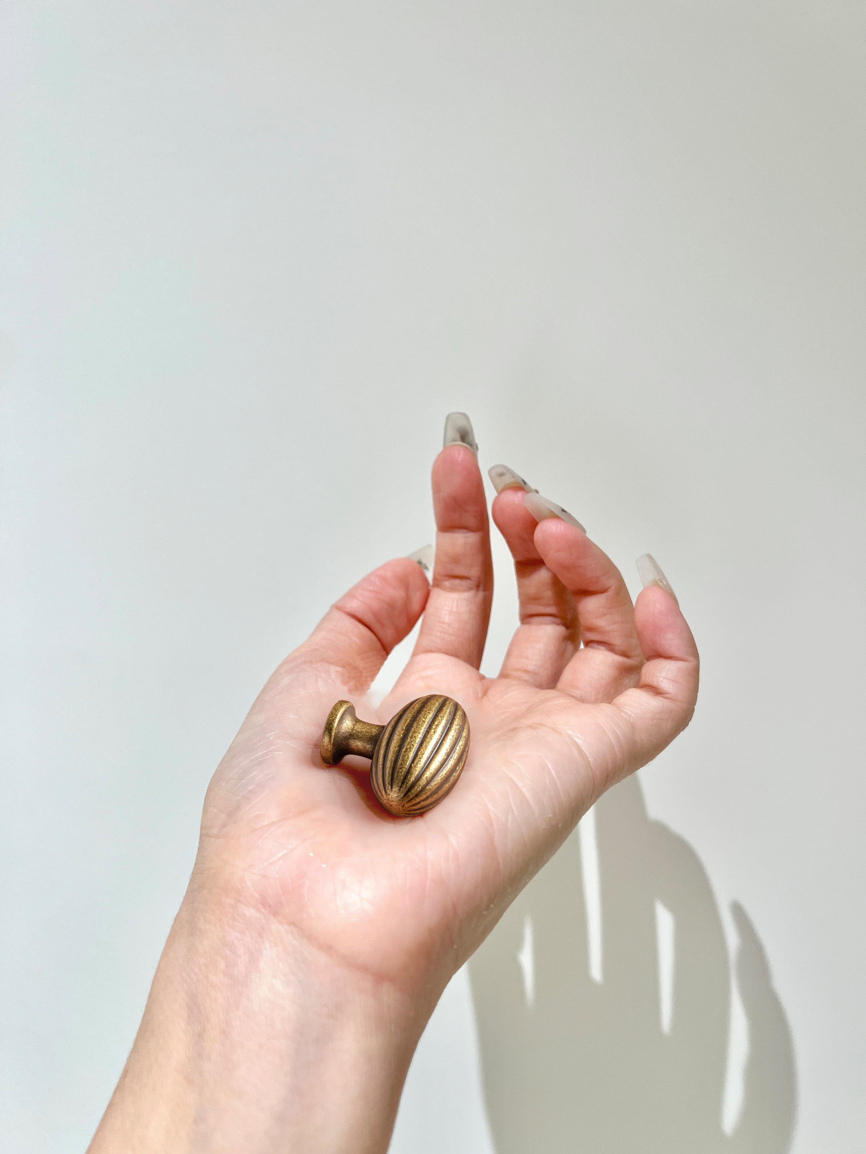 Goo-Ki Vintage Ribbed Oval Zinc Alloy Cabinet Knobs - Sturdy Hardware for Kitchen